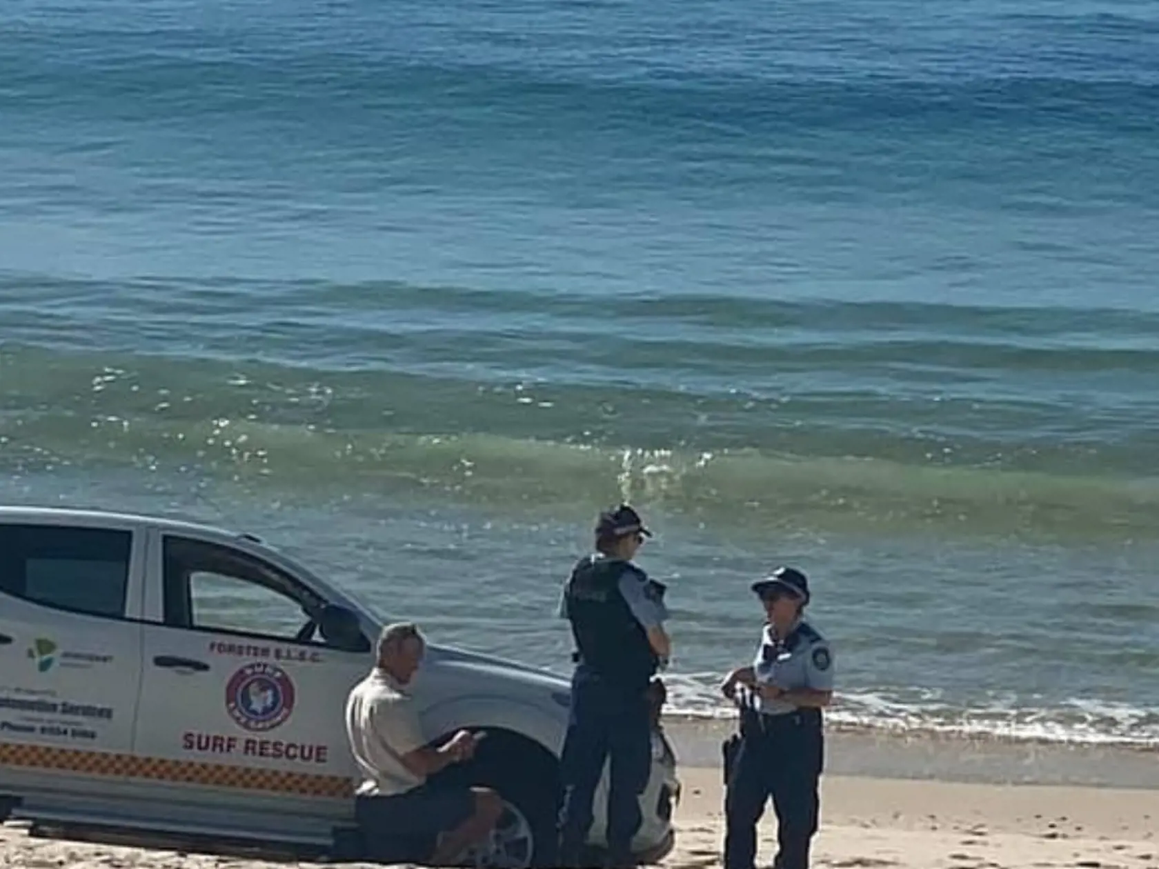 Austrália: Pri útoku žraloka zahynul surfista
