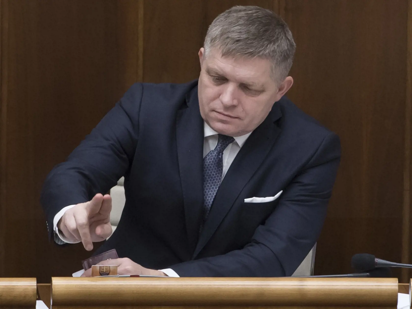 Na snímke poslanec parlamentu SR Robert Fico (SMER-SD) počas 53. schôdze NR SR 3. decembra 2019 v Bratislave. FOTO TASR - Martin Baumann