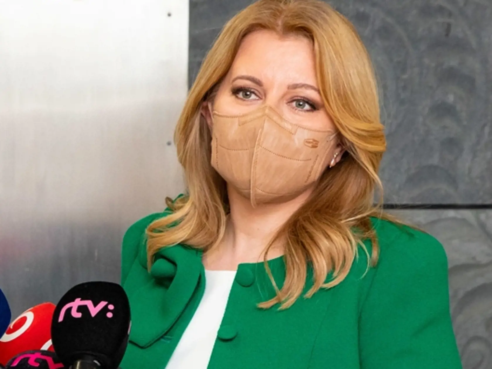 Na snímke je prezidentka Zuzana Čaputová ktorá vyjadrila podporu Biomedicínskemu centru SAV.