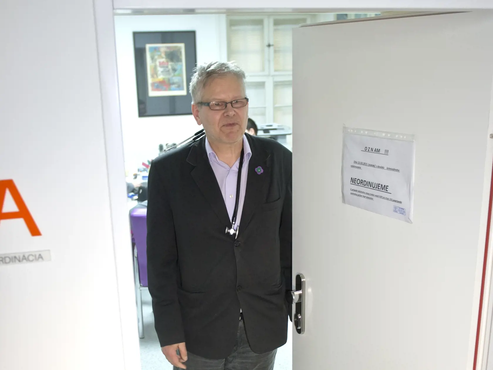 Peter Lipták sa v minulosti priznal, že ročne zoberie od pacientov na daroch asi 5 000 eur.