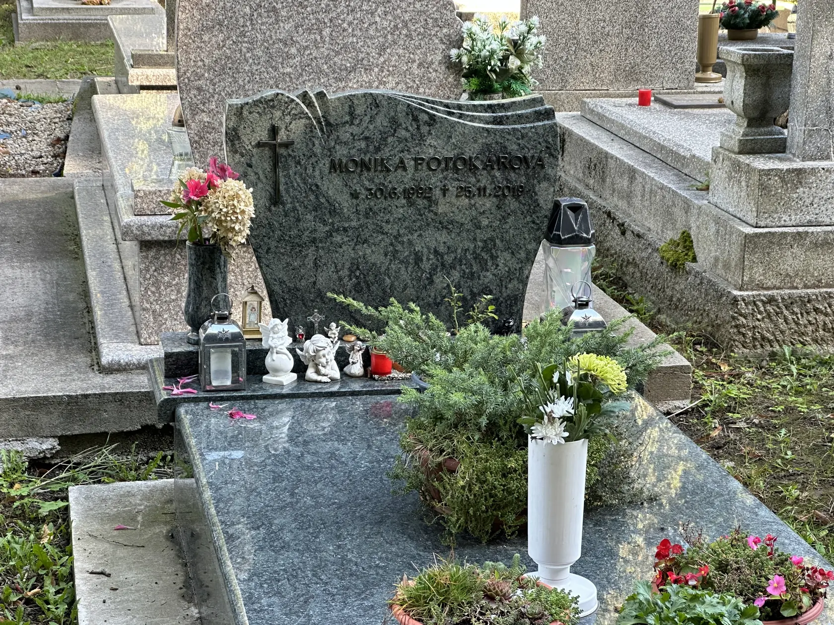 Miesto posledného odpočinku herečky Moniky Potokárovej (†27).