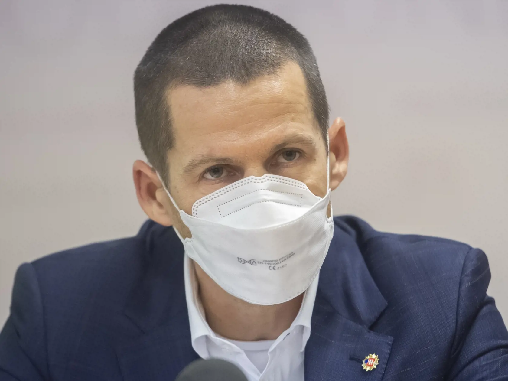 Na snímke dočasne poverený prezident Policajného zboru SR Štefan Hamran počas tlačovej konferencie na tému "Informácie v súvislosti s kontrolami na dodržiavanie protipandemických opatrení" 30. novembra 2021 v BRatislave. FOTO TASR - Martin Baumann