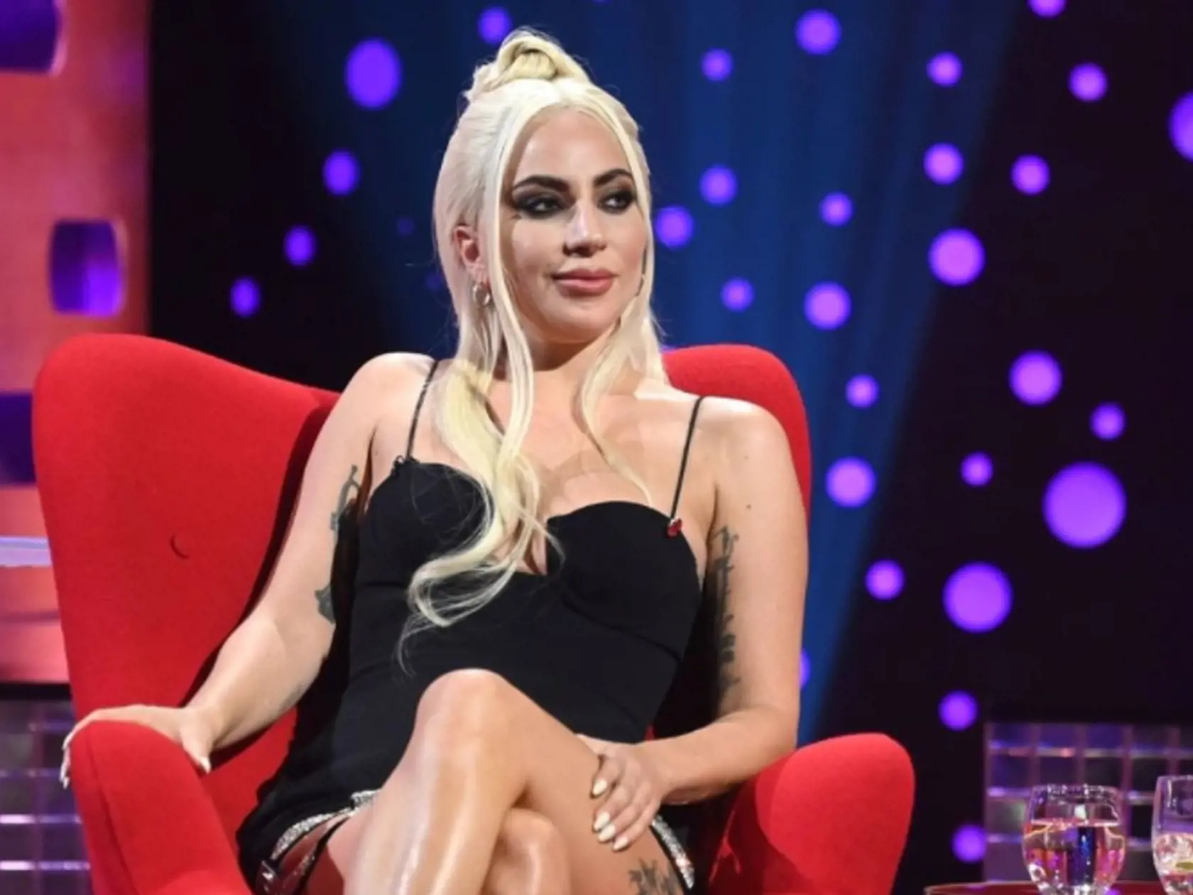 Trendy v kategórii „Zahraničné osobnosti“:
1. Lady Gaga
2. Alec Baldwin
3. Pápež František
4. Cristiano Ronaldo
5. Charli D'Amelio
6. Miloš Zeman
7. Johnny Depp
8. Kráľovná Alžbeta II.
9. Millie Bobby Brown
10. Craig Ramsay