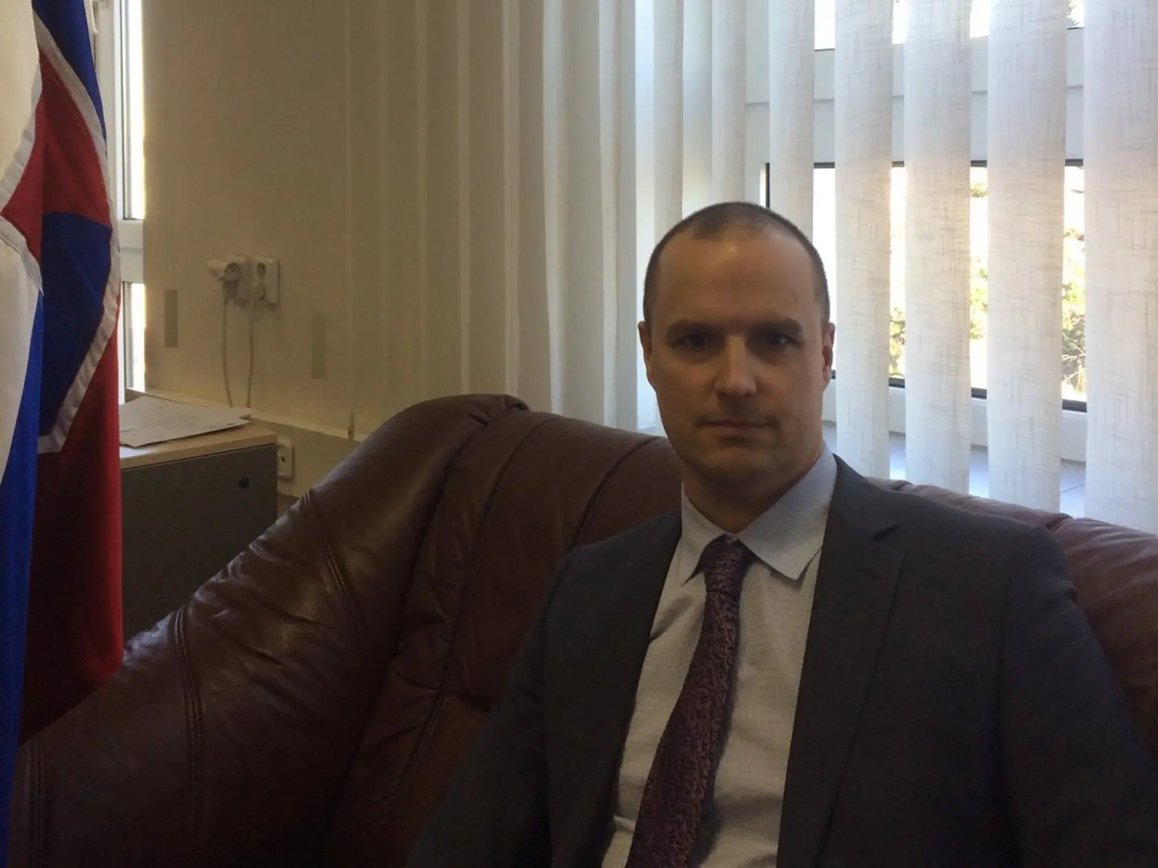 David Lindtner, ktorý dnes pôsobí ako poradca premiéra aj ministra spravodlivosti, považoval sudkyňu Záleskú za zaujatú. Tvrdil, že nie je objektívna, pretože sa verejne vyjadrovala na adresu sudcov, ktorí boli zadržaní v kauzách Búrka a Víchrica, medzi ktorých patril aj on.