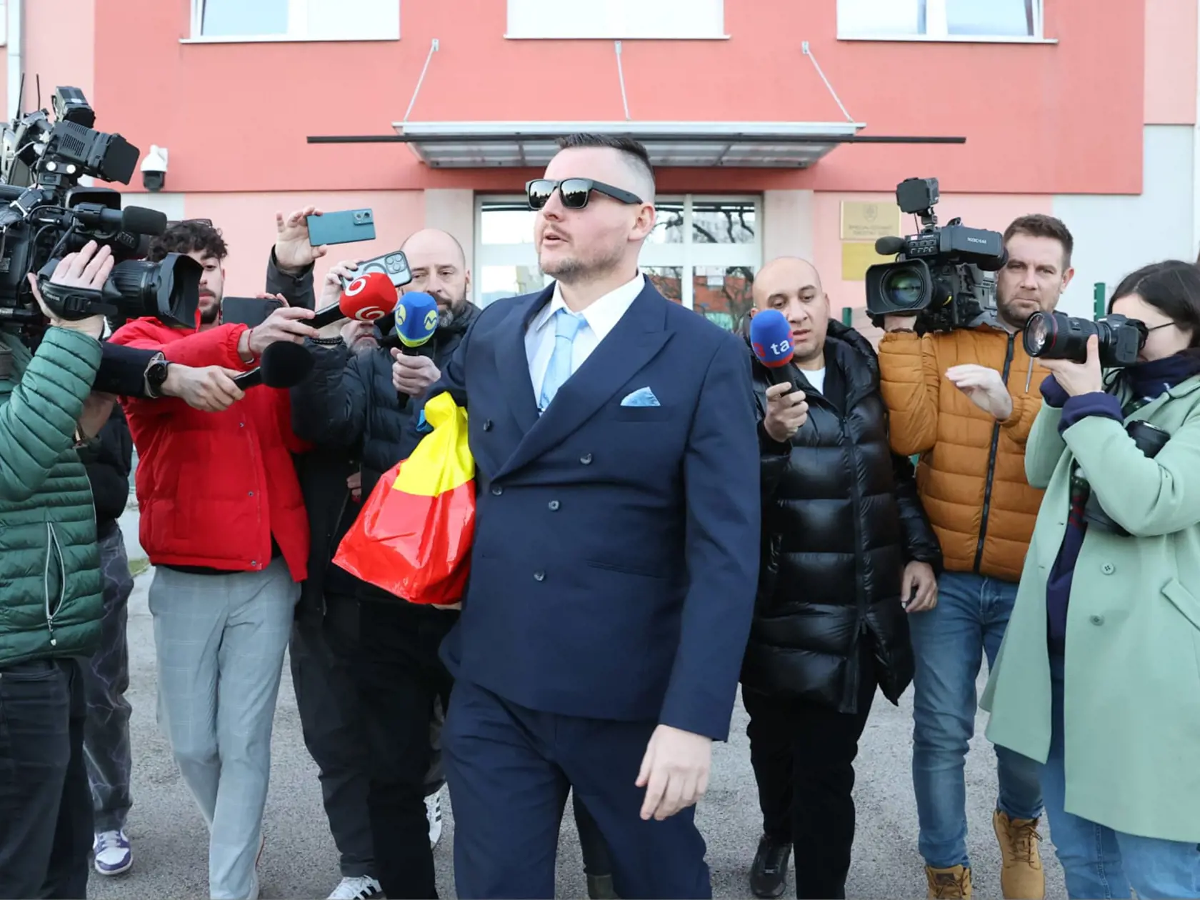 Daniel Bombic odchádza zo Špecializovaného trestného súdu, ktorý v stredu 29. januára rozhodol, že stíhaný väzobne nebude.