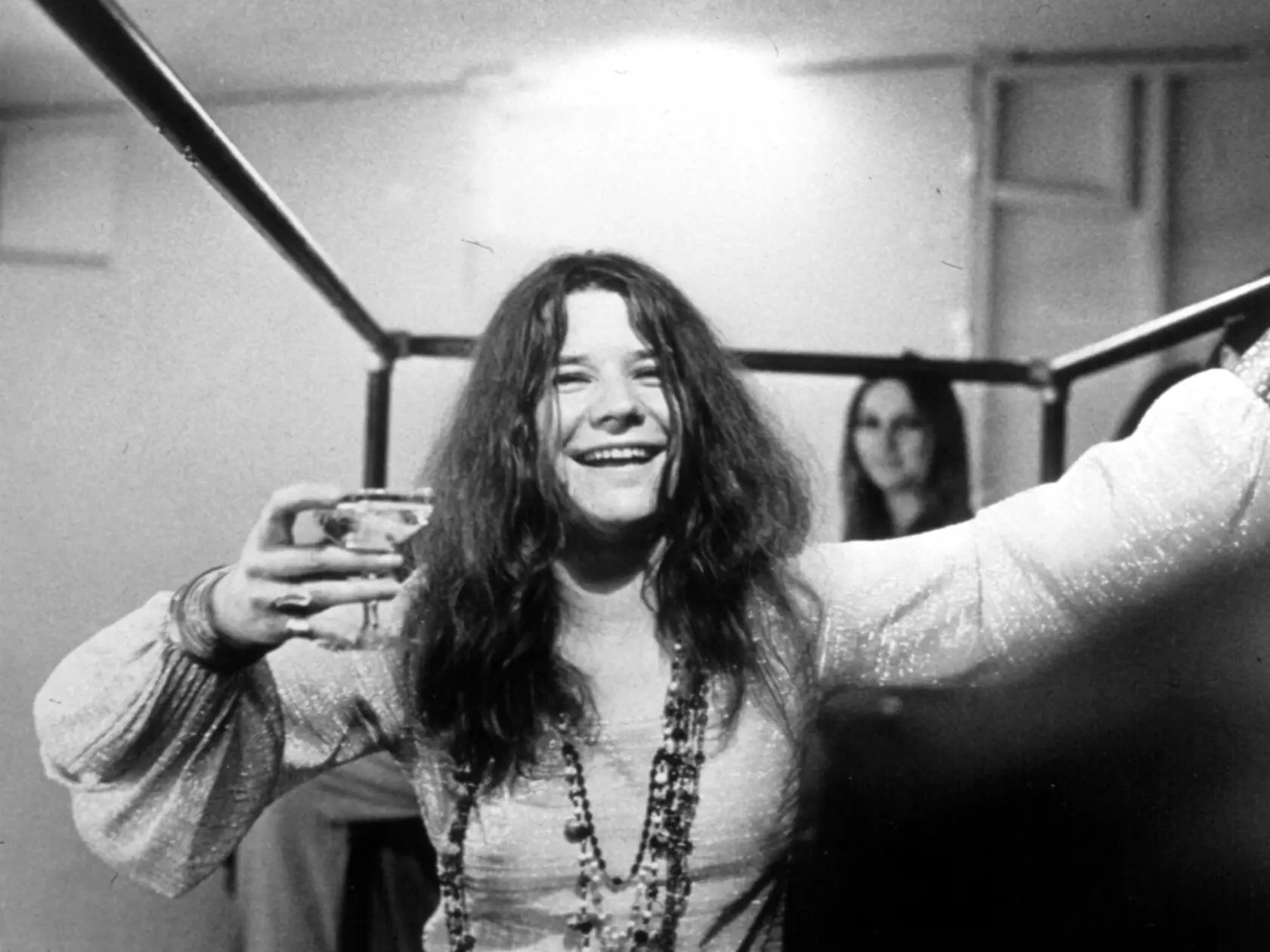 Kristofferson tvoril pár so speváčkou Janis Joplin, krátko pred tým, než zomrela na predávkovanie.
