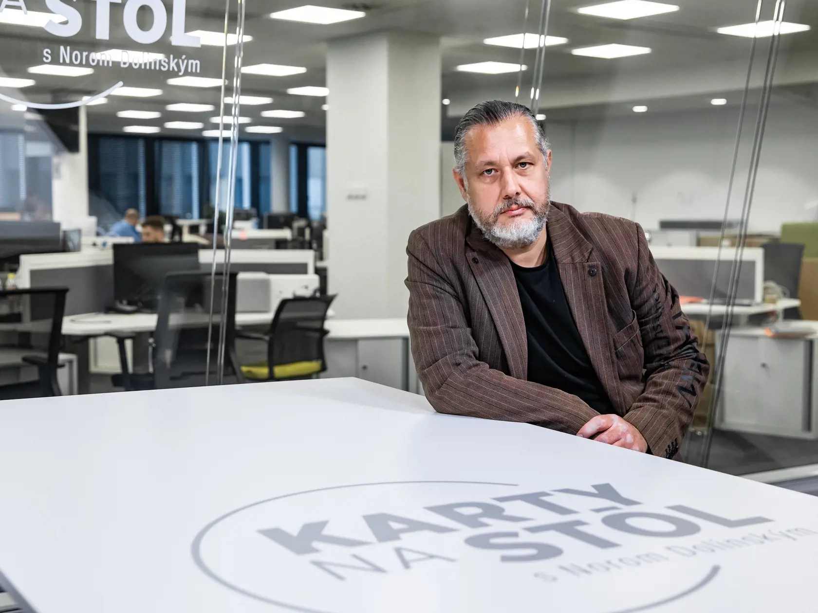 Diskusná relácia “Karty na stôl”, ktorej hosťom bol Oskar Rózsa multiinštrumentalista.