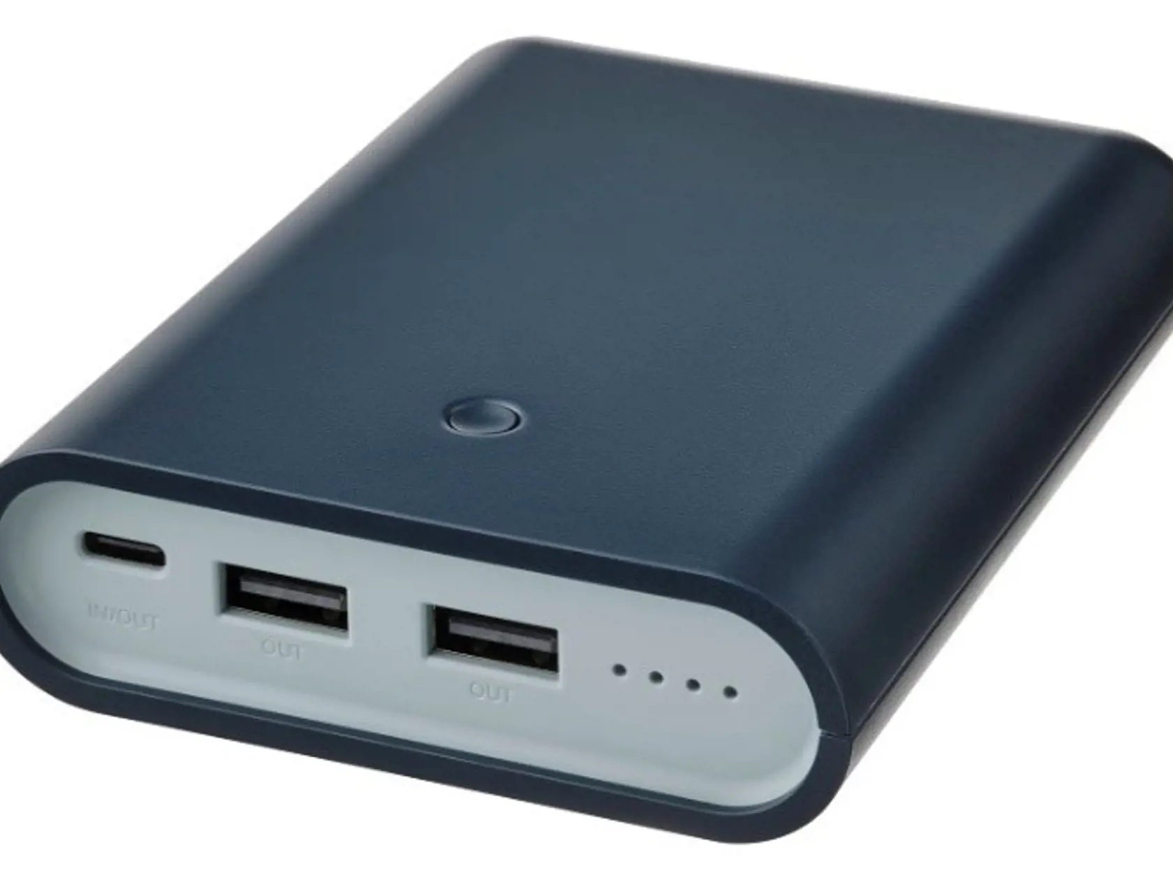 IKEA vyzýva všetkých zákazníkov, ktorí vlastnia powerbanku VARMFRONT 10 400 mAh (číslo modelu E2038) s časovou známkou (RRTT) 2313, 2316, 2318 alebo 2319, alebo powerbanku VARMFRONT 5 200 mAh (číslo modelu E2037) s časovou známkou (RRRTT) 2318, 2319 alebo 2322, aby ju okamžite prestali používať a kontaktovali IKEA so žiadosťou o náhradný výrobok alebo o vrátenie peňazí v plnej výške.