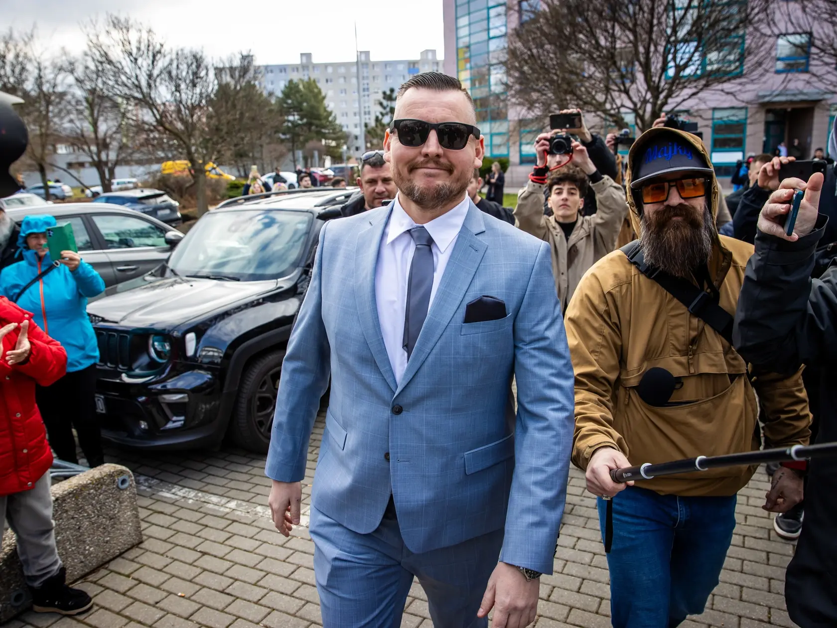 Rozhodovanie o sťažnosti prokurátora v kauze Danny Kollár na najvyššom súde v Petržalke. Na snímke je Daniel Bombic ako prichádza na súd.
