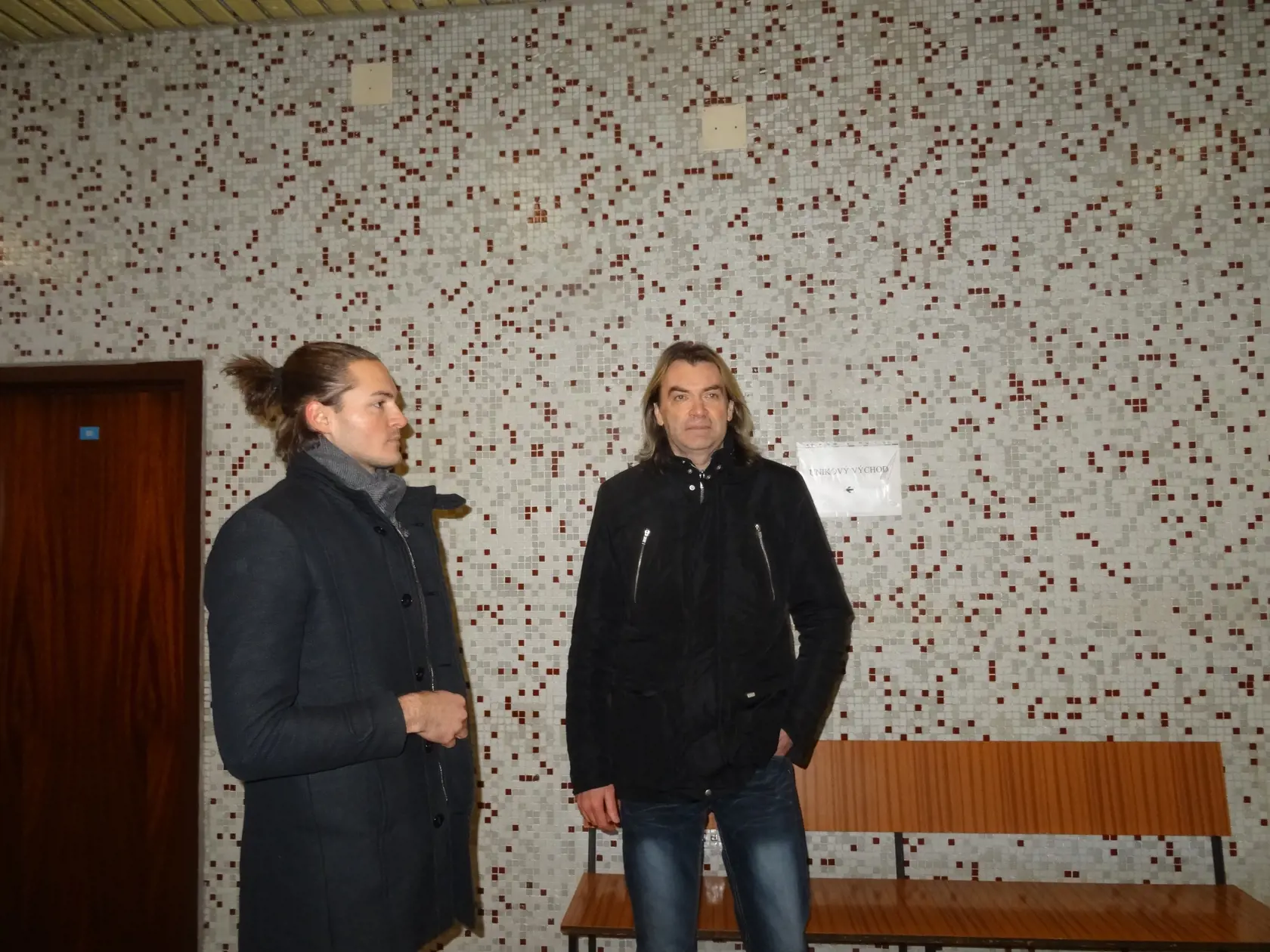 Mojsejovci sú odhodlaní nevzdať sa luxusného apartmánu.