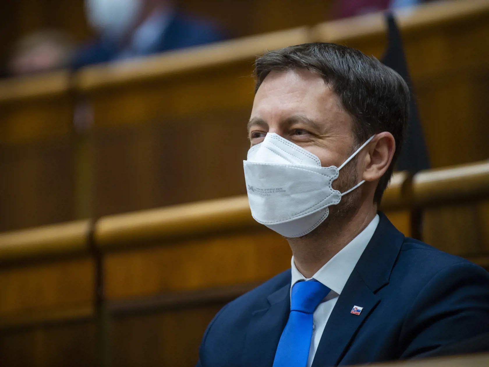 Eduard Heger schôdzku zvolal potom, čo obdržal informácie zo SIS, ktoré majú hovoriť o manipulovaní vyšetrovaní.