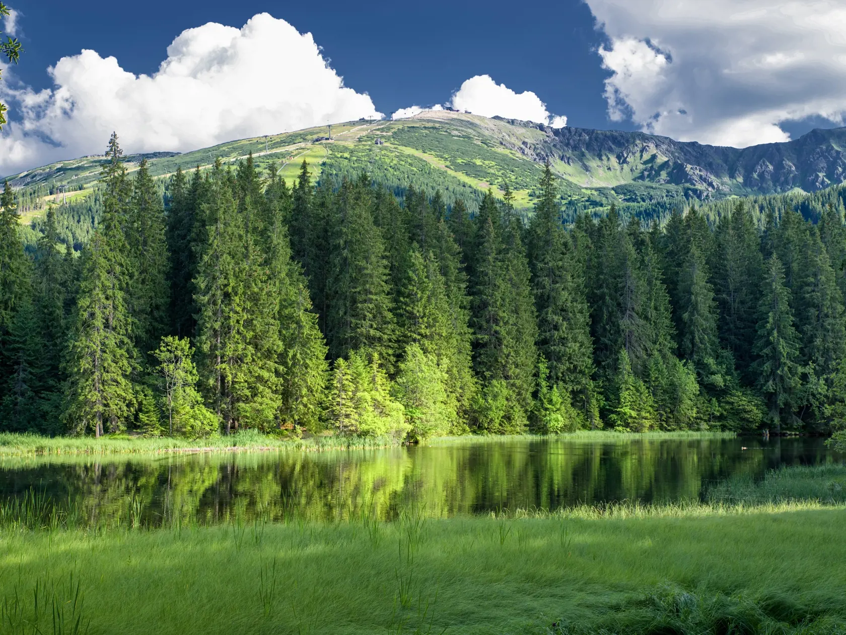 Liptov patrí medzi turisticky najnavštevovanejšie regióny.