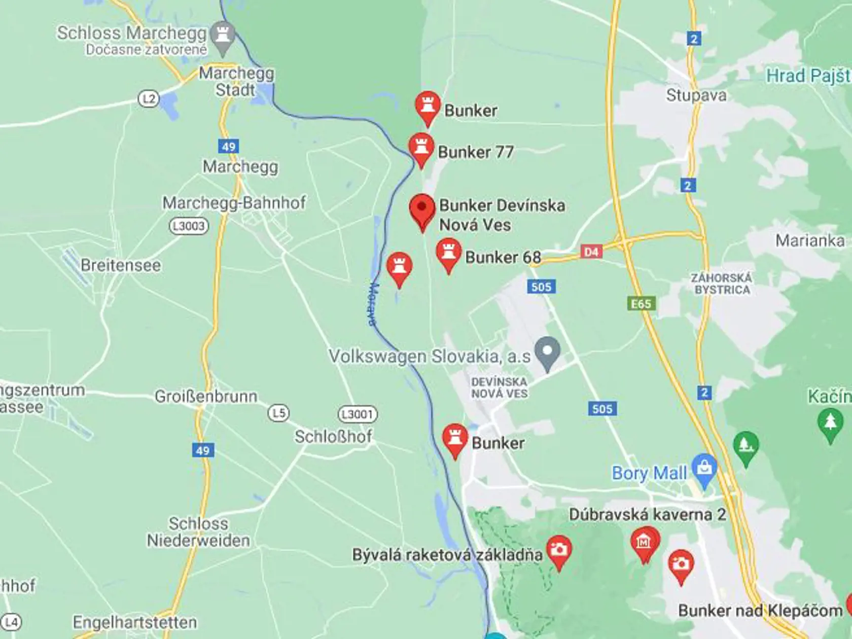 V okolí Devínskej Novej Vsi je viac bunkrov.