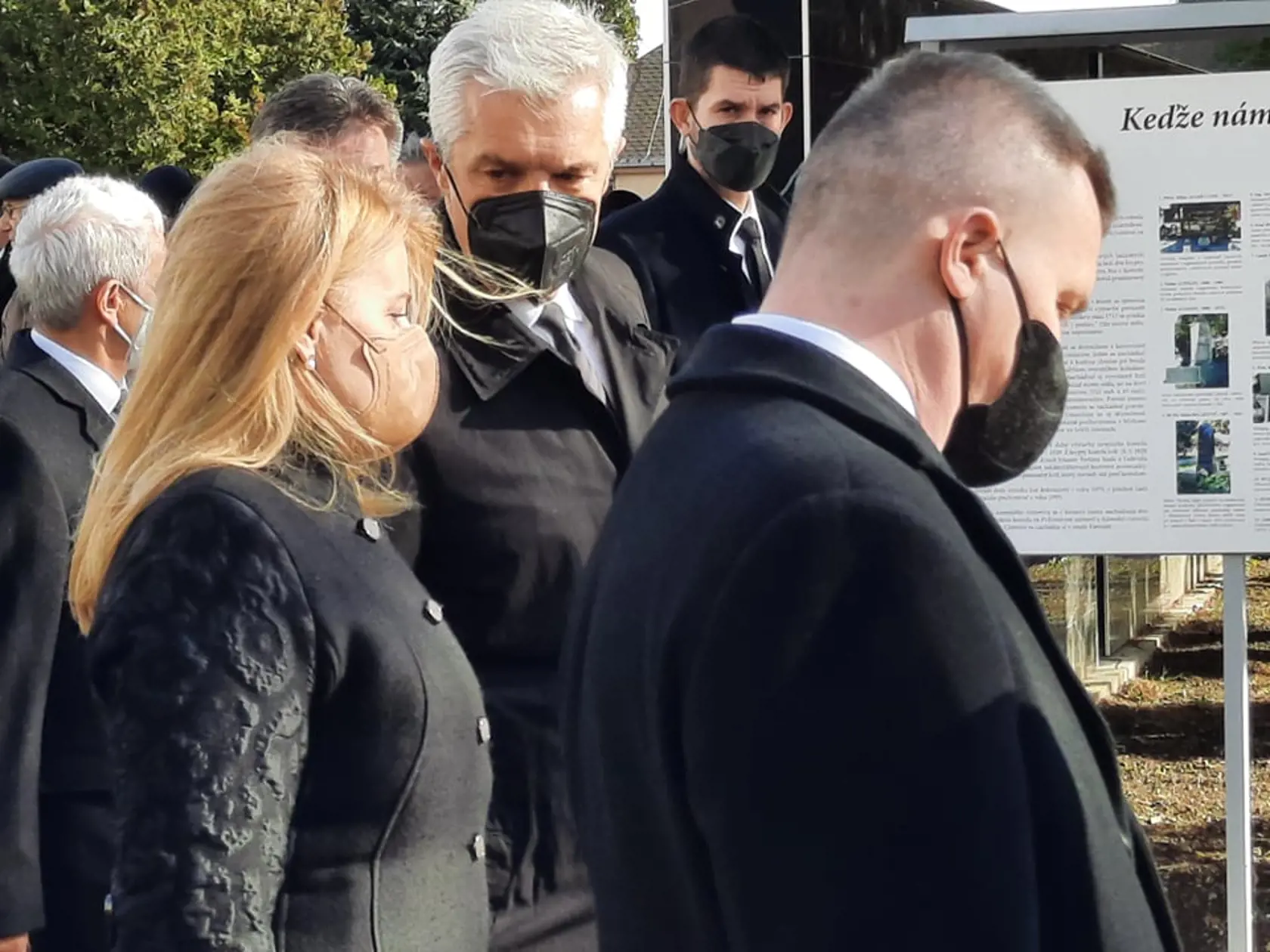 Pohreb Eduarda Kukana. Na snímke prezidentka SR Zuzana Čaputová a minister zahraničných veci Ivan Korčok