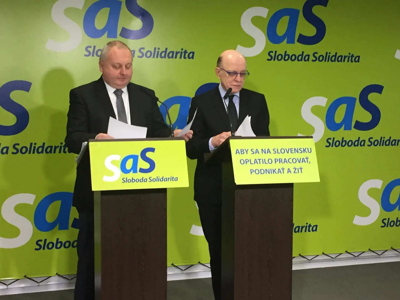 Alojz Baránik, poslanec NR SR za SaS a Marcel Suchár, právnik.