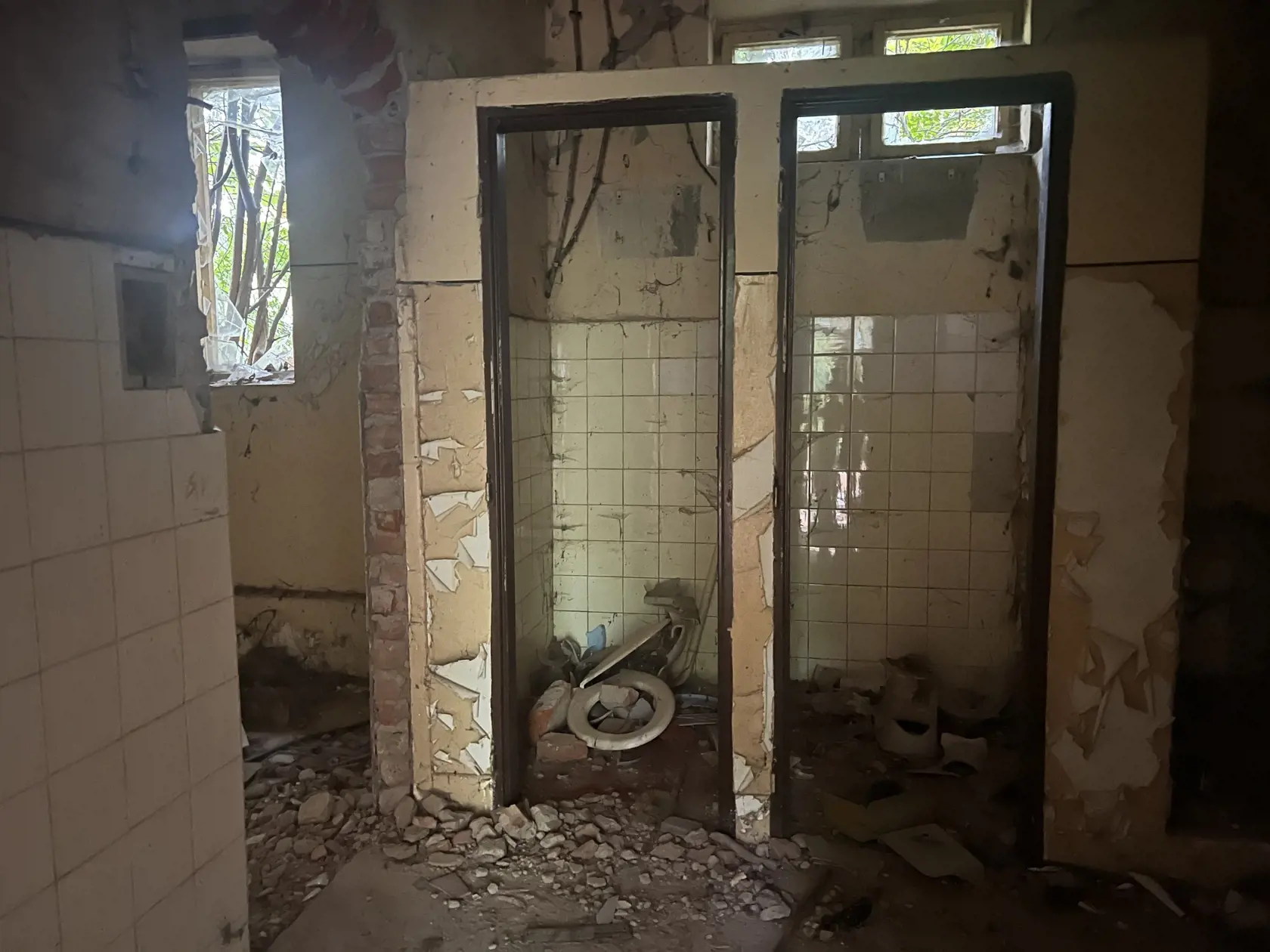 V 20. storočí sem prichádzali ľudia hľadať liečbu pre svoje ťažkosti s dýchaním. Dlhé prechádzky v okolitých lesoch, pokoj a zdravý vzduch – to všetko liečilo nielen telo, ale aj dušu. Po vojne tu tiež zriadili nemocnicu pre partizánov.