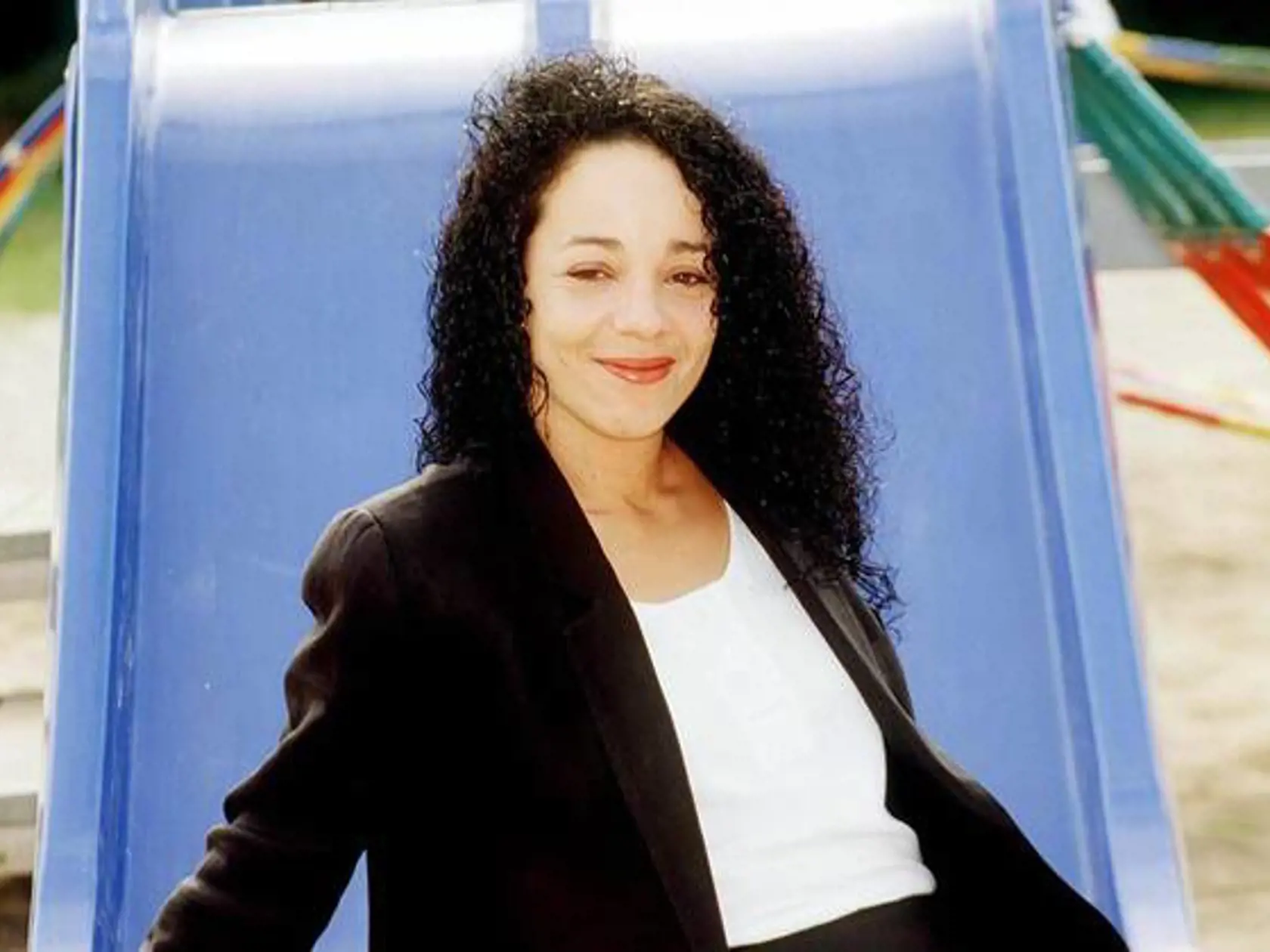 Takto vyzerala Alison Carey ešte v roku 2005. Bola krásna a nápadne sa podobala na svoju sestru Mariah.