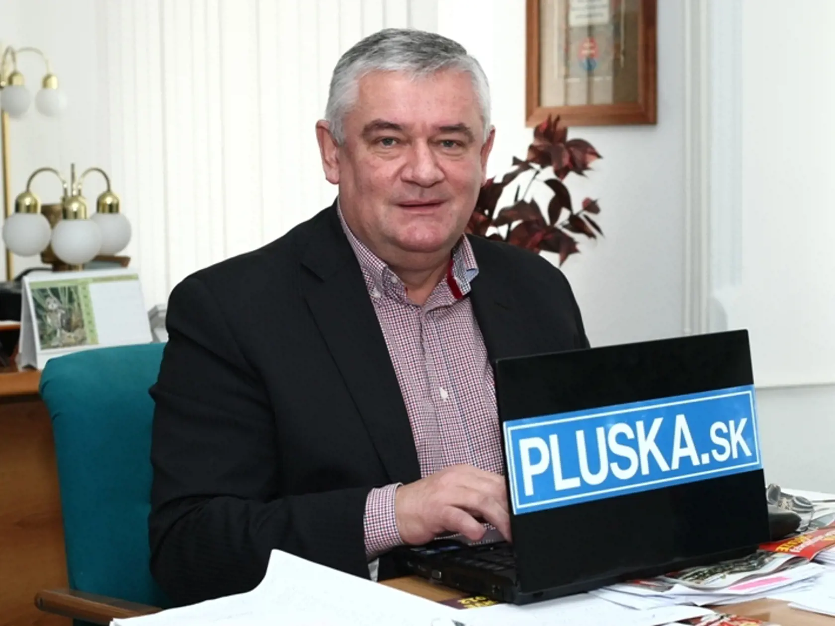 Z archívu: Ján Slota online a odpovedá na otázky našich čitateľov.