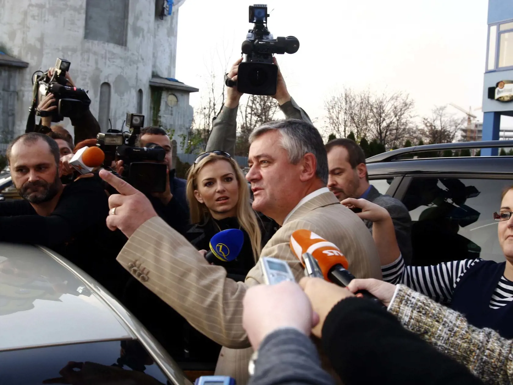 Z archívu: Ján Slota prichádza na rokovanie koaličnej rady.