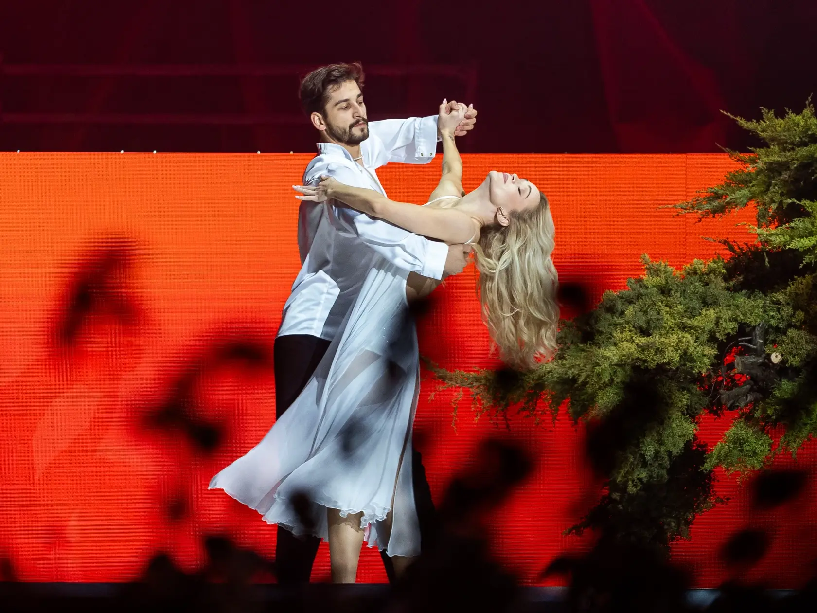 Koncert speváčky Tiny na štadióne Ondreja Nepelu v Bratislave. Jakub a Eliška Lenčešová vystúpili na Tininom koncerte ako veľké prekvapenie.