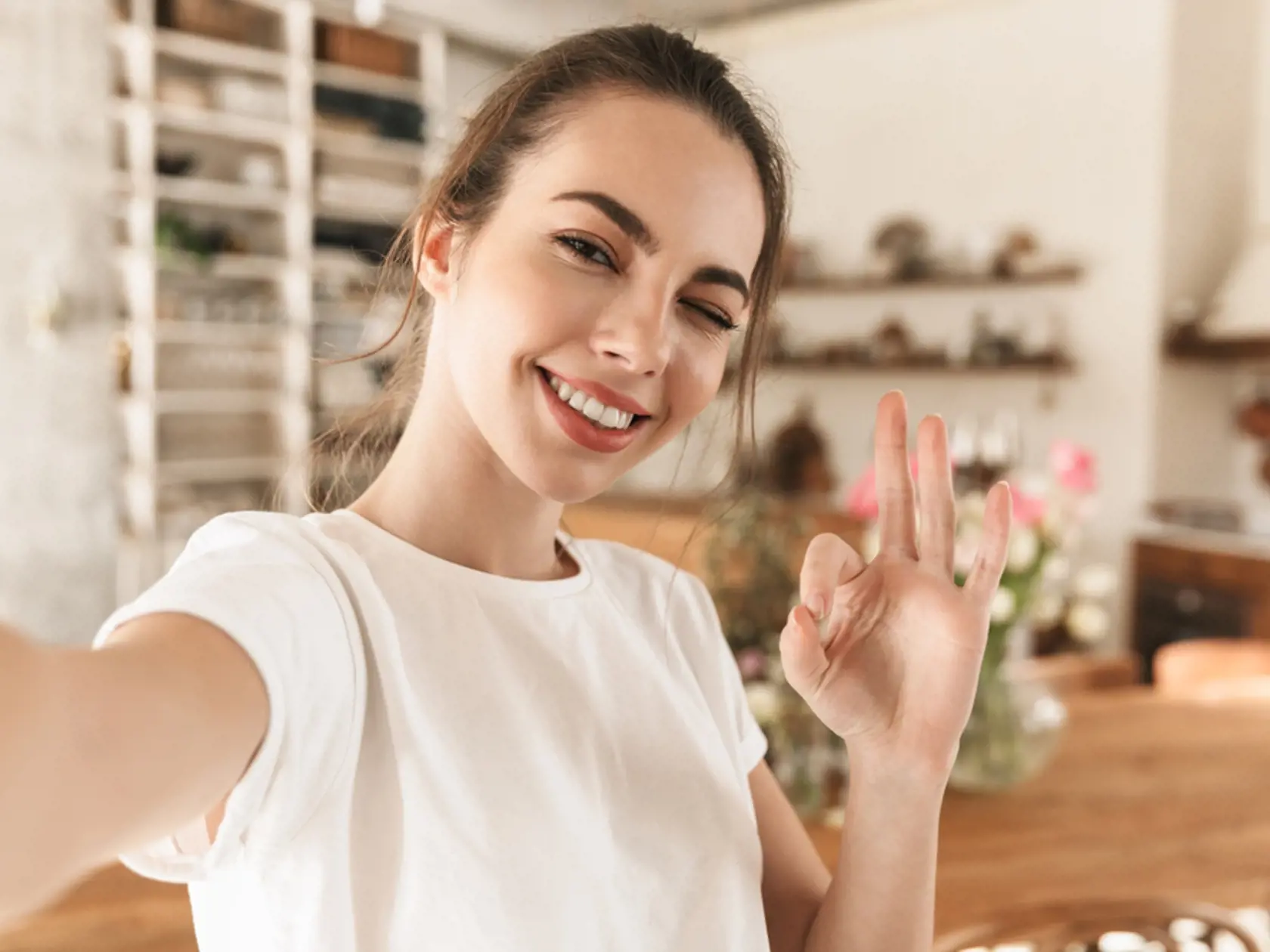 Image,Of,Charming,Optimistic,Woman,Wearing,Casual,Clothes,Taking,Selfie