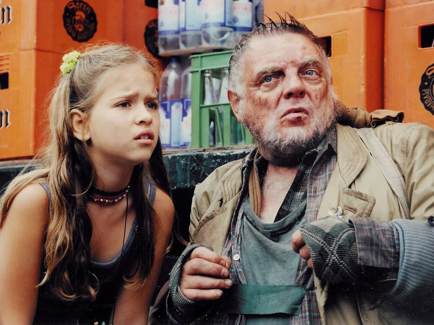 Herečka Kristína Svarinská a Stano Dančiak vo filme Dážď padá na naše duše