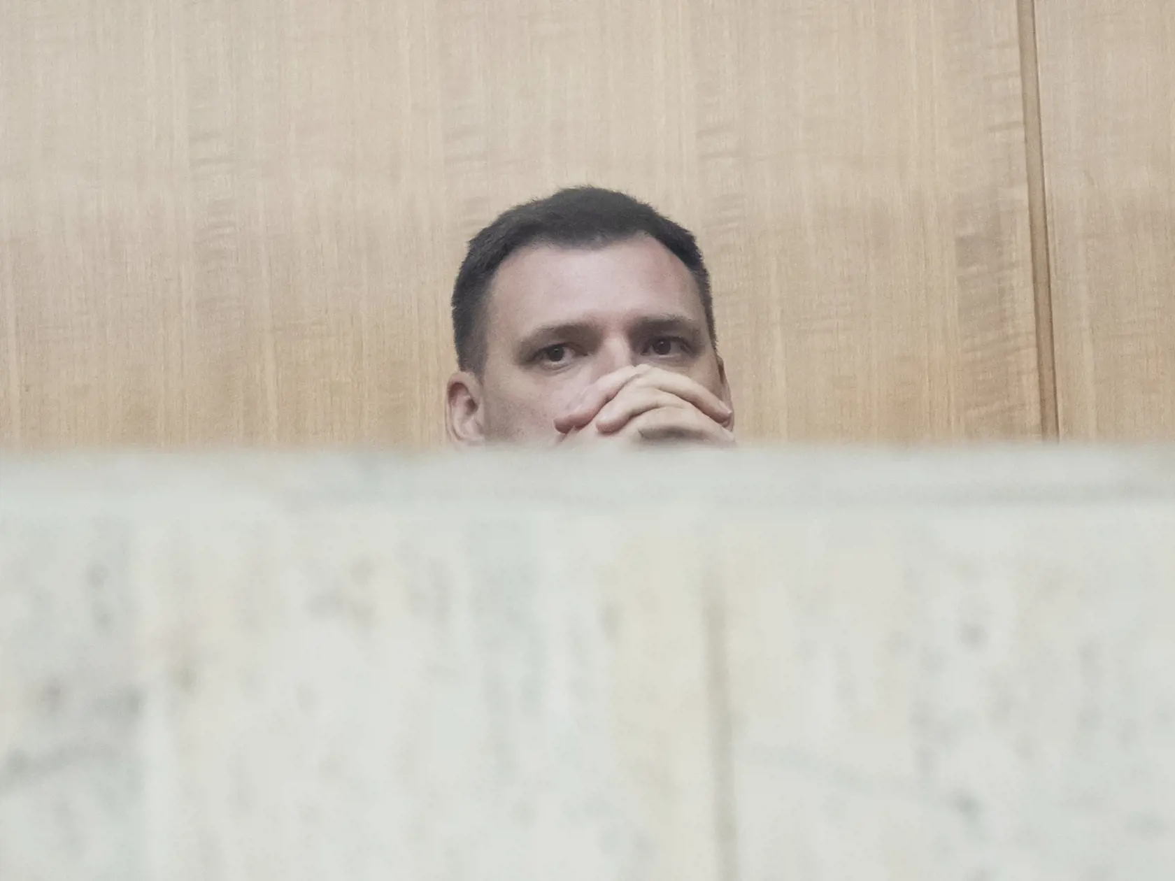 Na snímke minister životného prostredia SR Tomáš Taraba (nominant SNS) gestikuluje po schválení programového vyhlásenia vlády (PVV) na 4. zasadnutí vlády SR v Bratislave v pondelok 13. novembra 2023. FOTO TASR - Martin Baumann