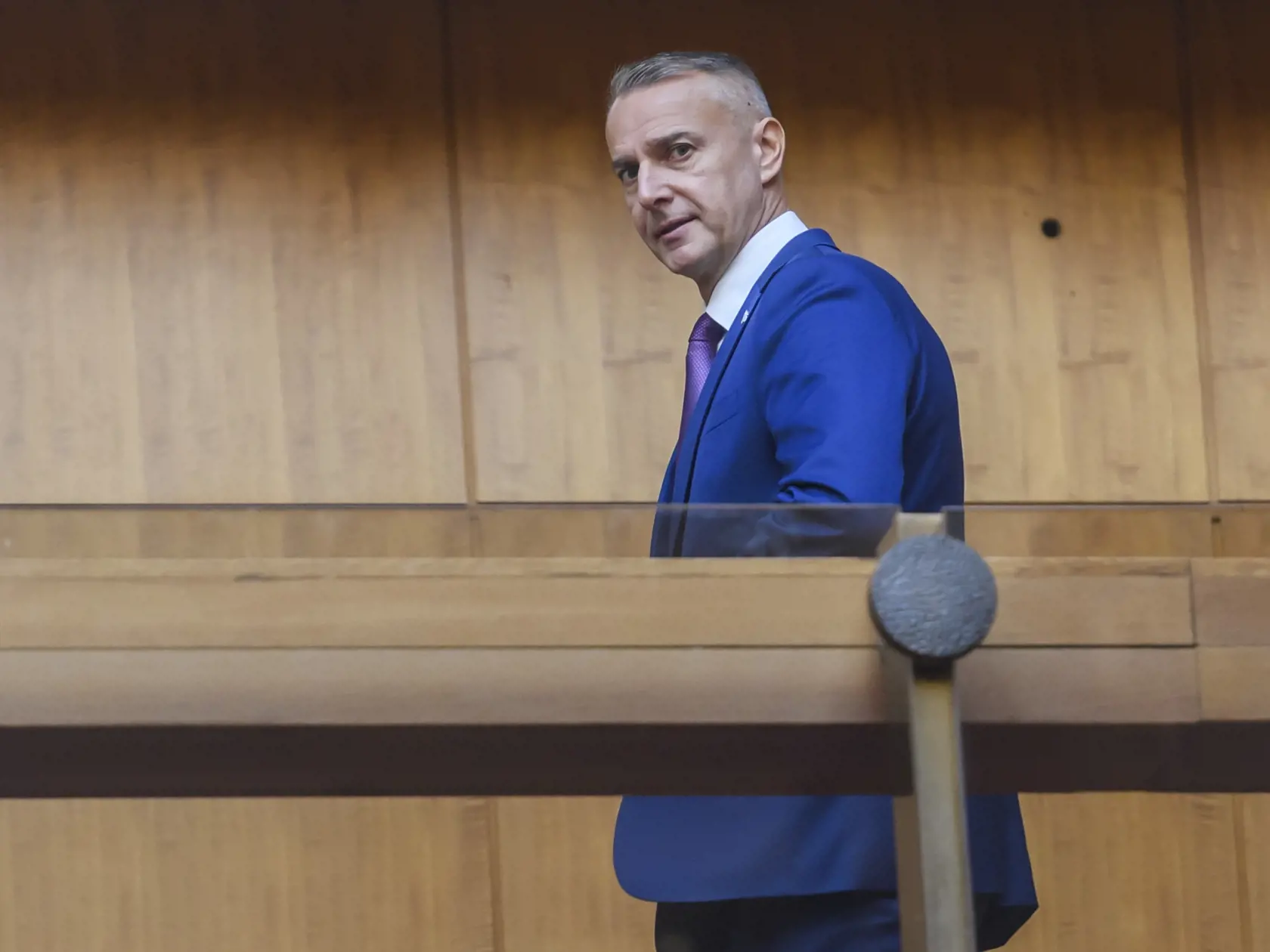 Finančné prostriedky vynaložené na úlohy a opatrenia civilnej ochrany počas
mimoriadnej situácie predstavujú sumu celkovo 518 245,05 eur. Tieto rozpočtové prostriedky
sa navrhuje viazať v rozpočte kapitoly Ministerstvo zdravotníctva Slovenskej republiky
s povolením prekročenia limitu výdavkov v rozpočte kapitoly Ministerstvo vnútra Slovenskej
republiky a následne zabezpečiť ich presun do rozpočtov dotknutých subjektov podľa
verifikácie výdavkov na úlohy a opatrenia civilnej ochrany.