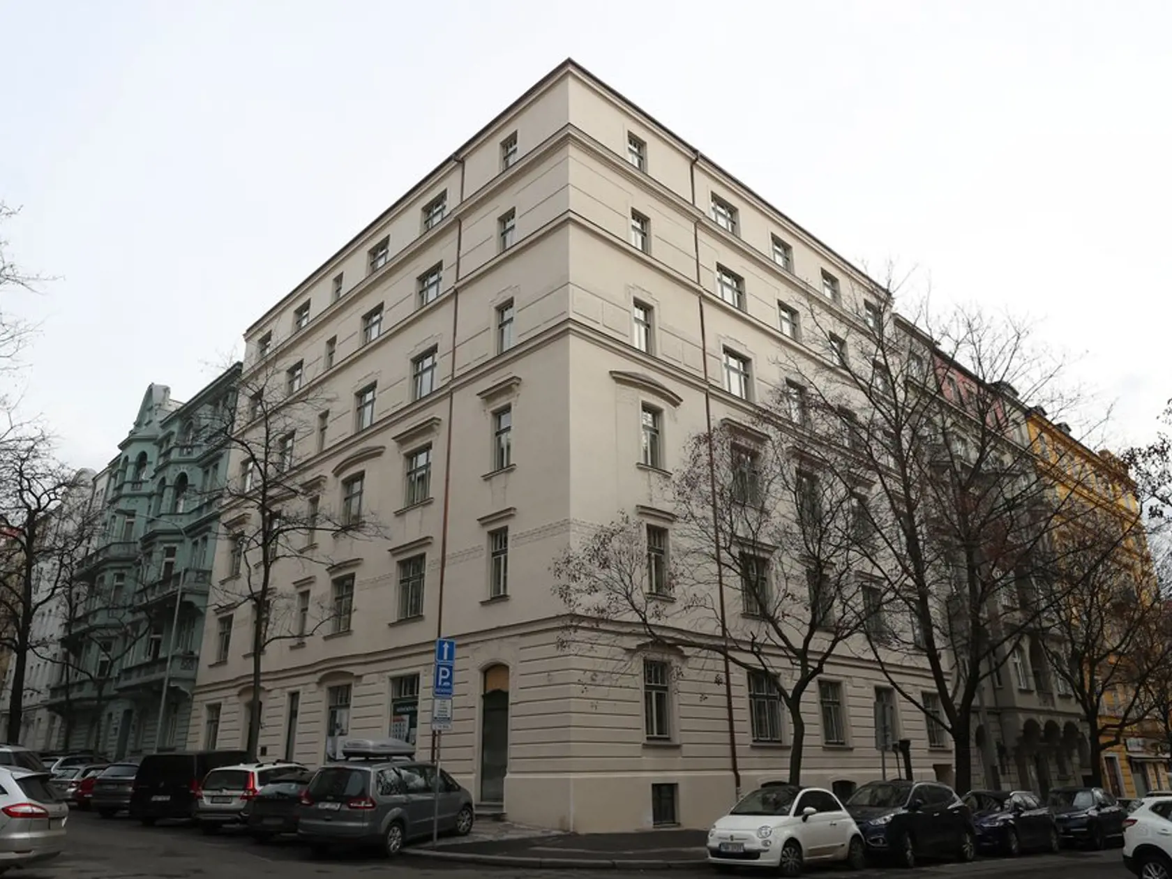 Havlová si v tejto tejto budove kúpila luxusný byt.