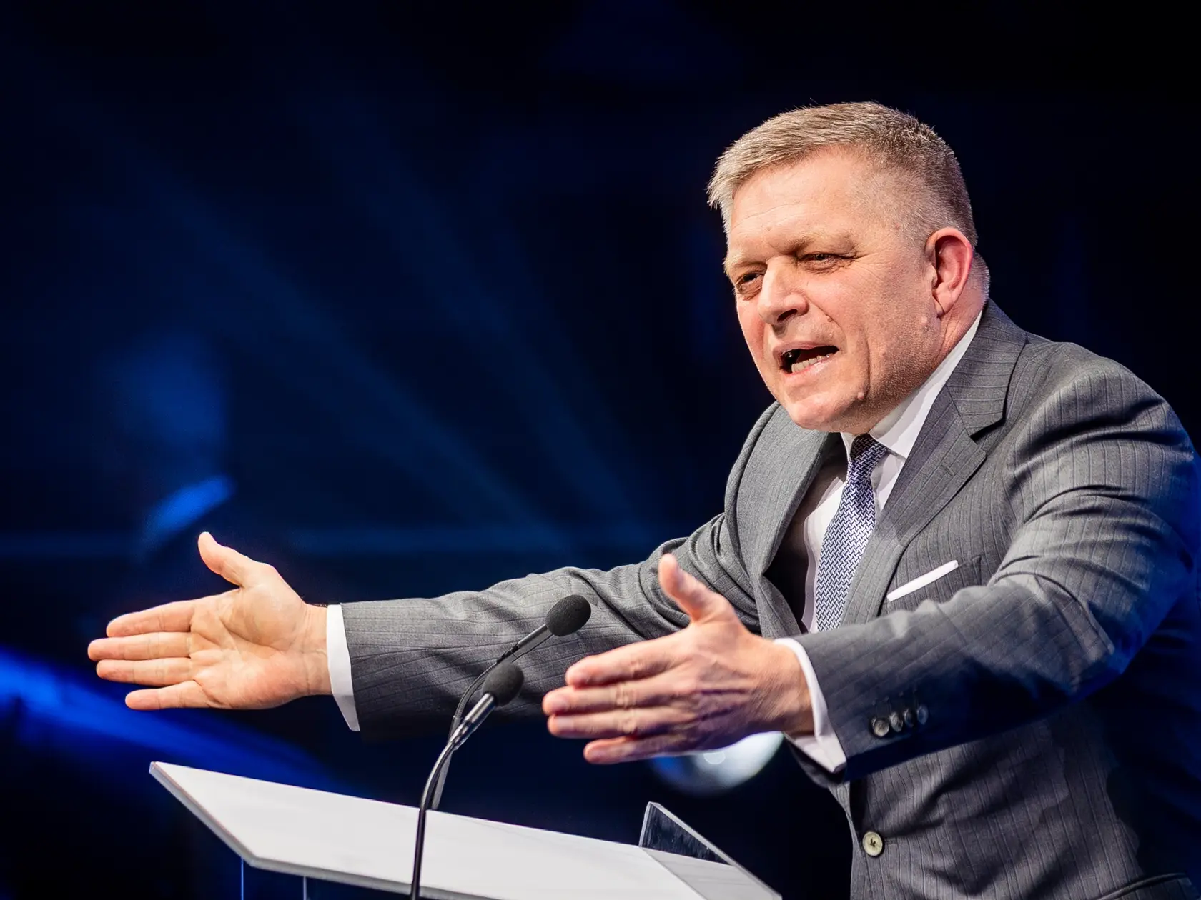 Míting strany Smer - SD v Handlovej. Na snímke Robert Fico.