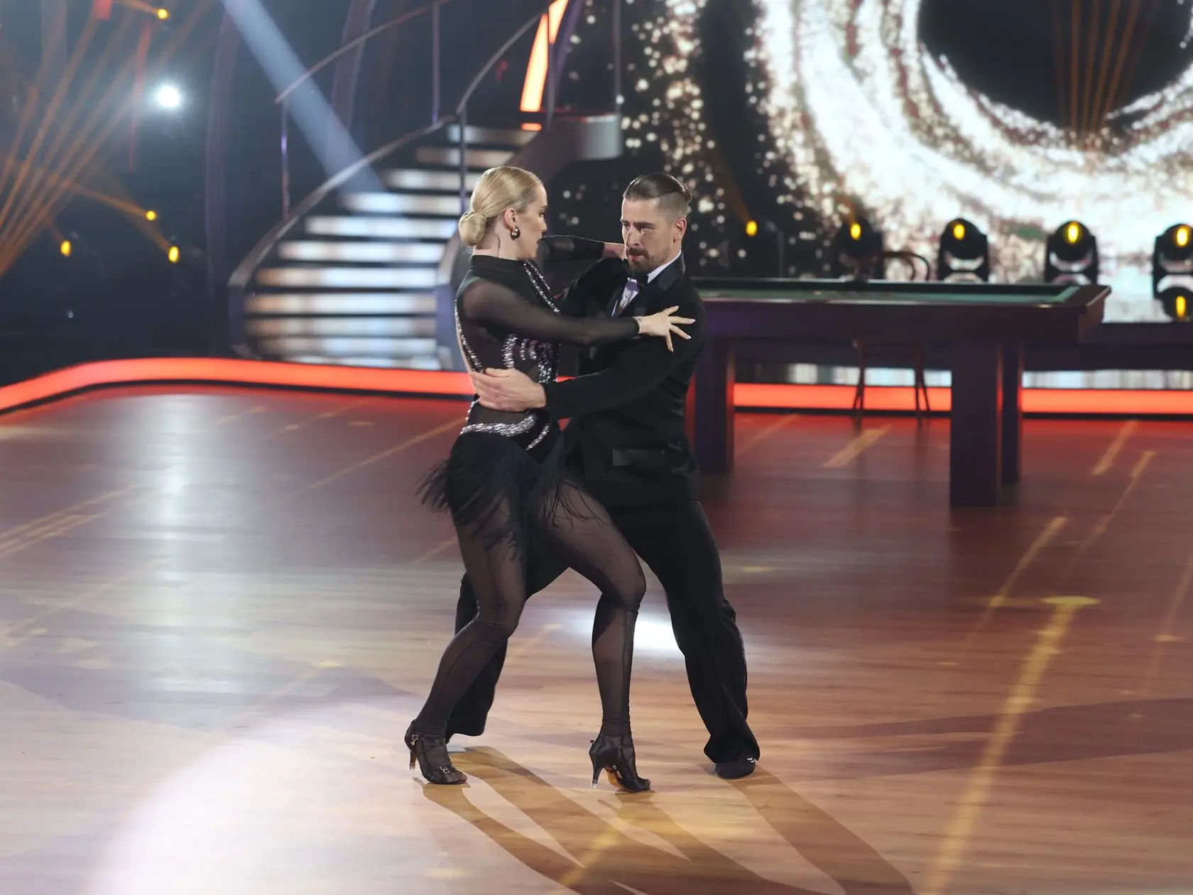 8. kolo Let's Dance. Na snímke Peter Sagan a Eliška Lenčešová.