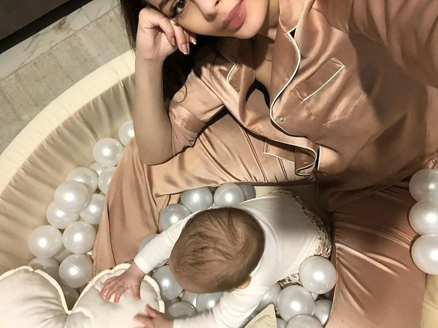 Monika Bagárová, jej dcéra Ruminka, partner a polovica rodiny oslávila  takto tohtoročné sviatky