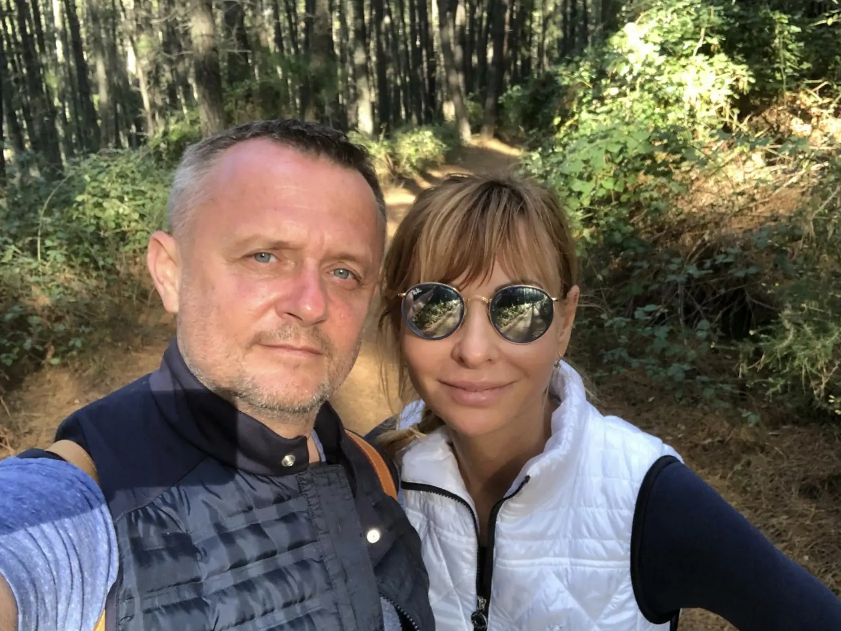 Vilo Rozboril s manželkou Sandrou.