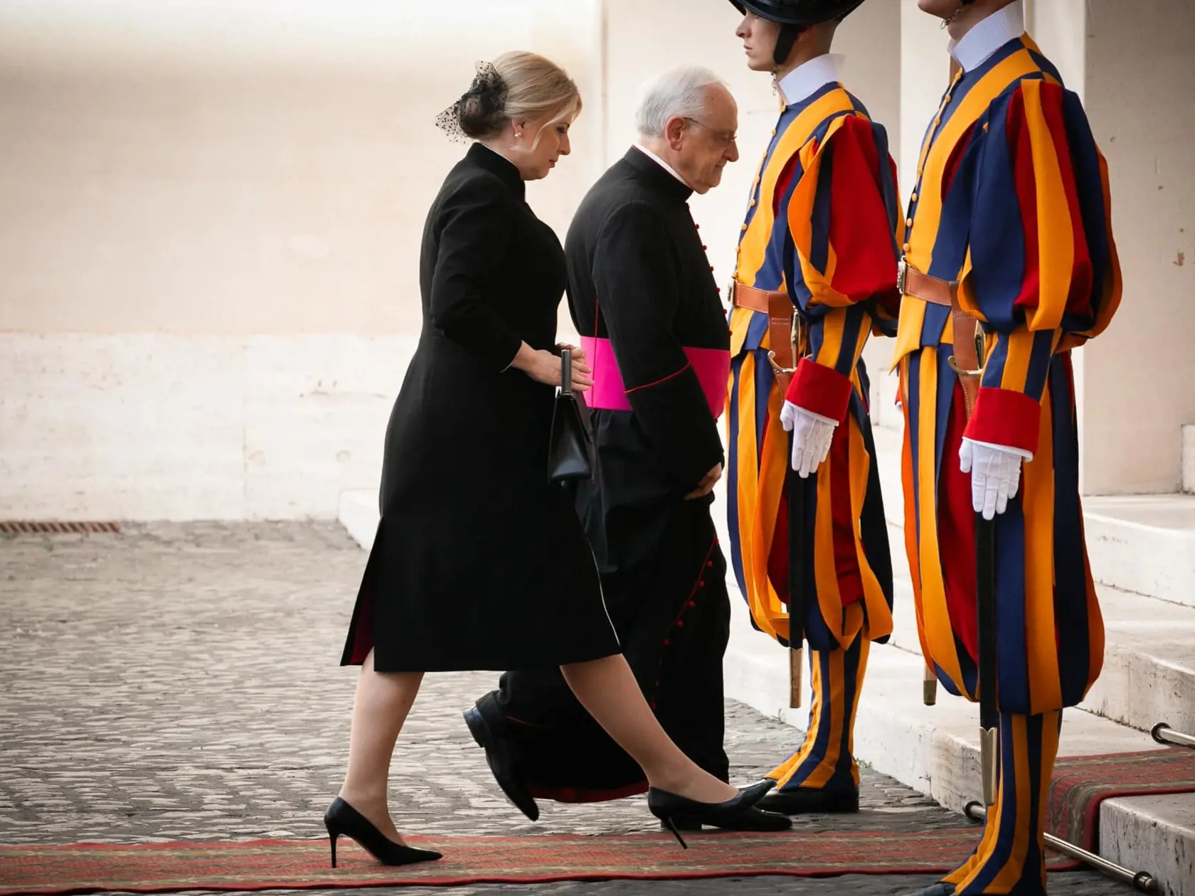 Čaputová: Pápež ľudom na Slovensku odkázal, aby medzi sebou hľadali pokoj