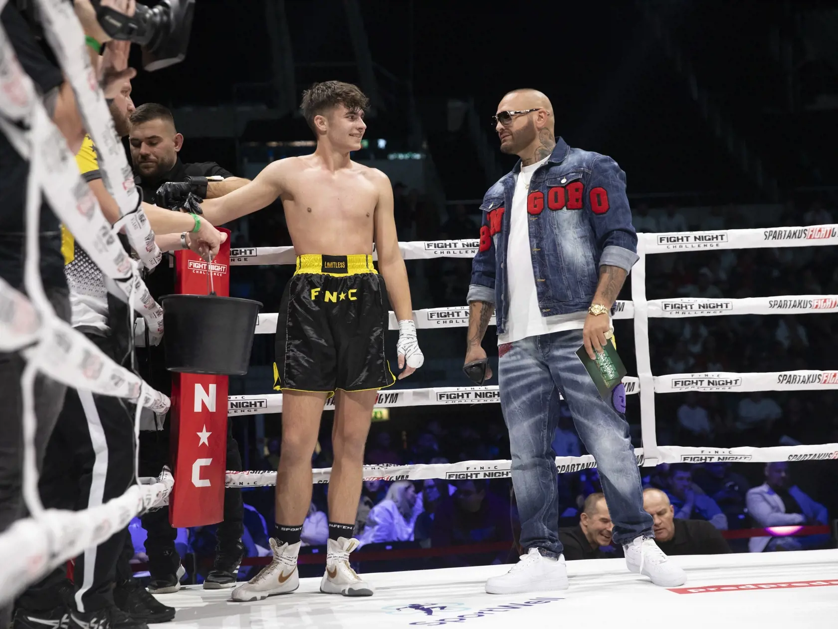  Na snímke je turnaj Fight Night Challenge na štadióne Ondreja Nepelu v Bratislave.
Patrik Vrbovský-Rytmus
