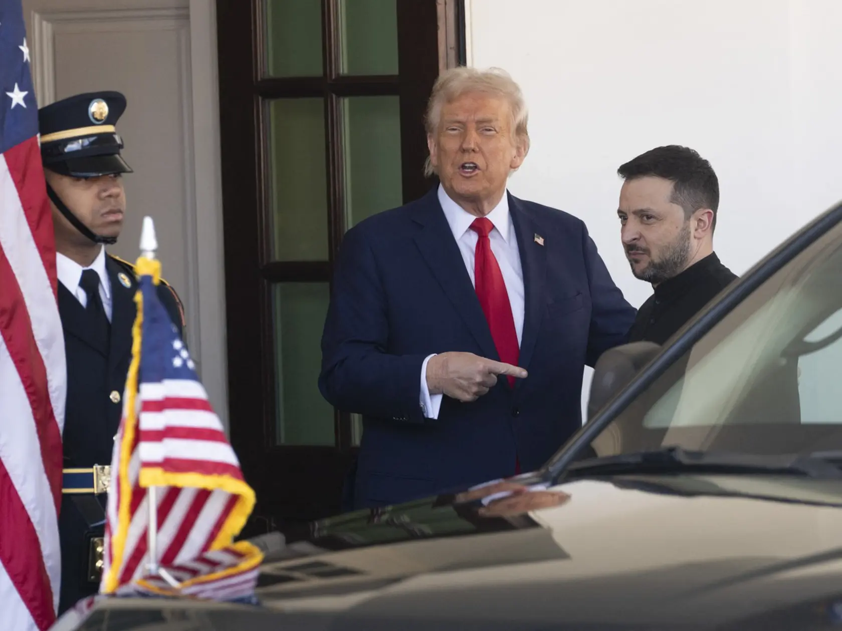 Najnovší návrh administratívy amerického prezidenta Donalda Trumpa je rozsiahlejší ako jeho pôvodná verzia, čo podľa zdroja vyvolalo napätie počas rokovaní vo Washingtone. Hovorca ministerstva financií potvrdil konanie rozhovorov, ktoré označil ako „technické“.