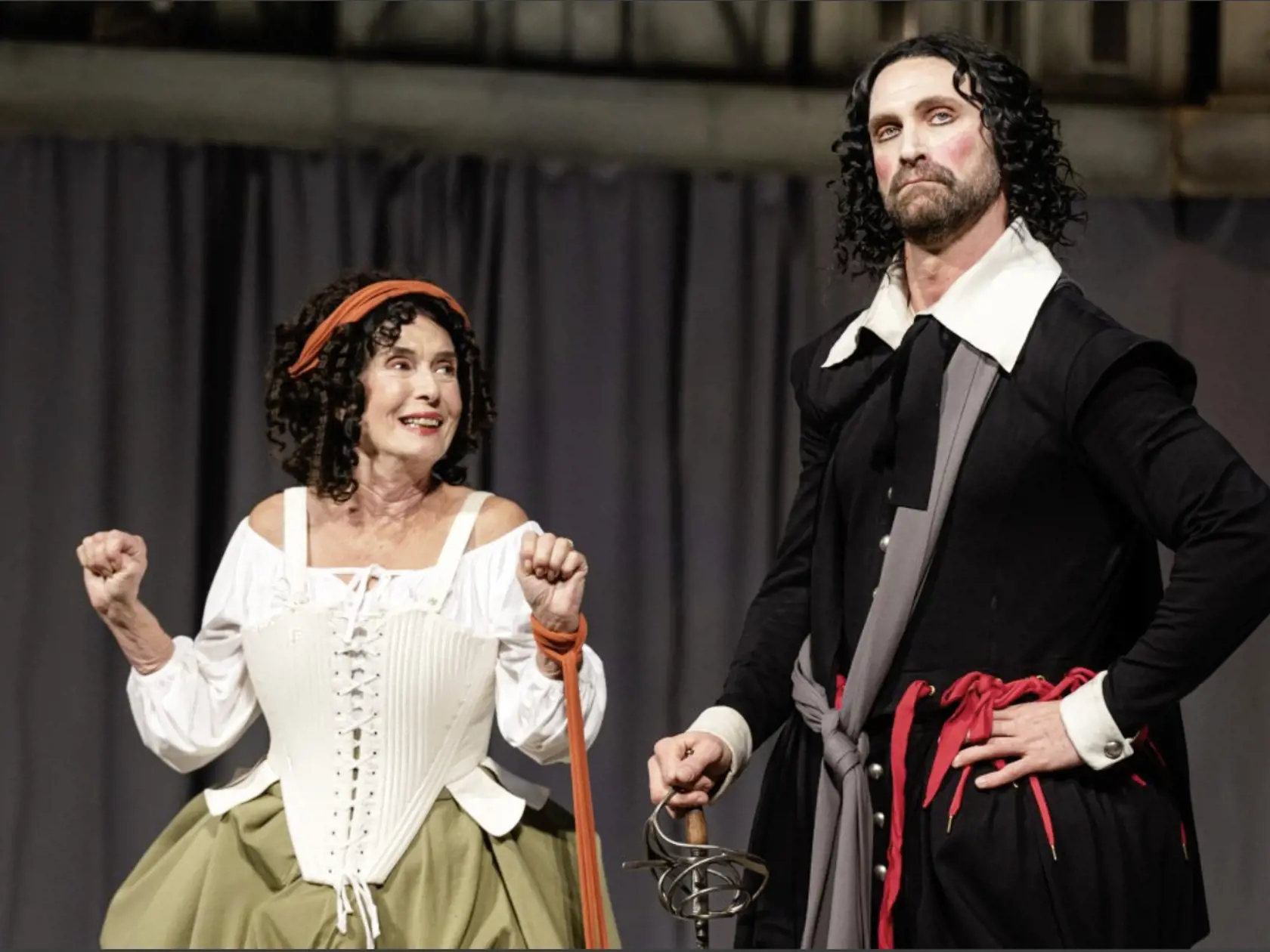 Na snímke so Zuzanou Kocúrikovou v shakespearovskej komédii Veselé paničky windsorské.
