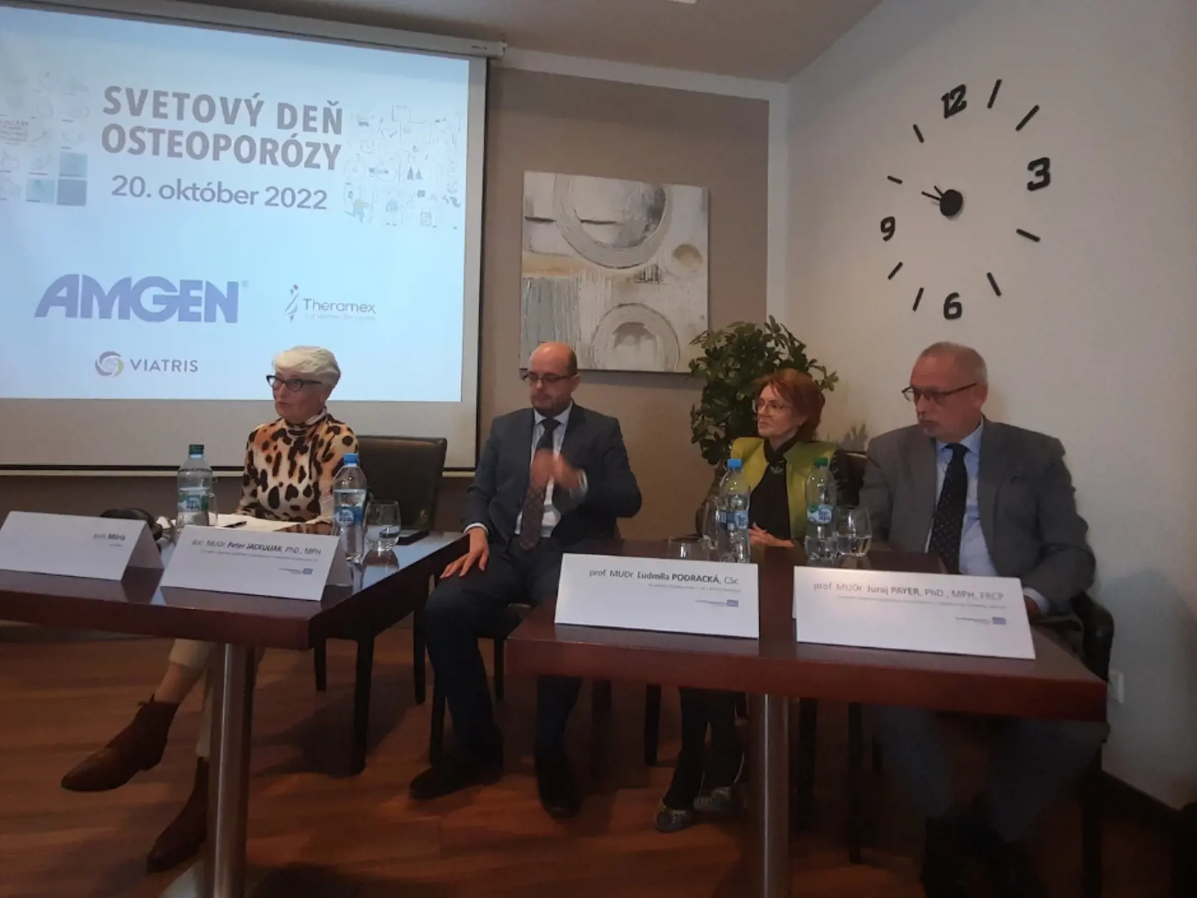 Svetový deň osteoporózy má poukázať na dôležitosť prevencie, diagnostiky a liečby osteoporózy.
