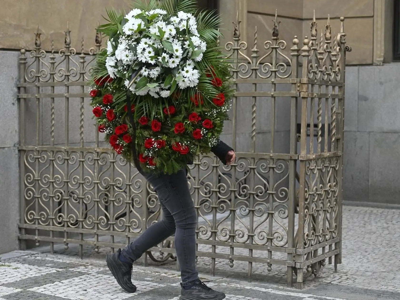 Posledná rozlúčka s Jiřím Bartoškom (†78) v pražskom Rudolfíne.