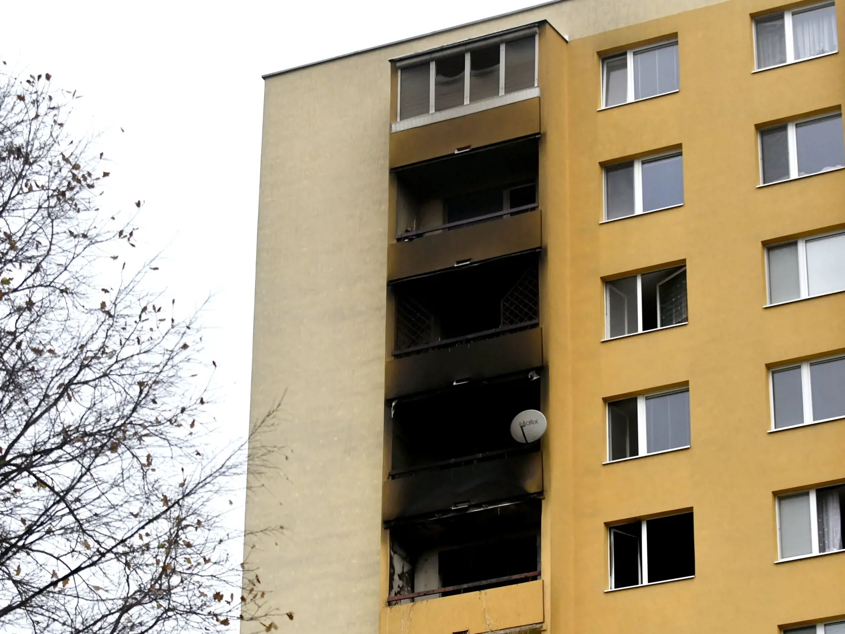 Najviac poškodené byty sú tie, ktoré susedia s tým, v ktorom vypukol požiar.