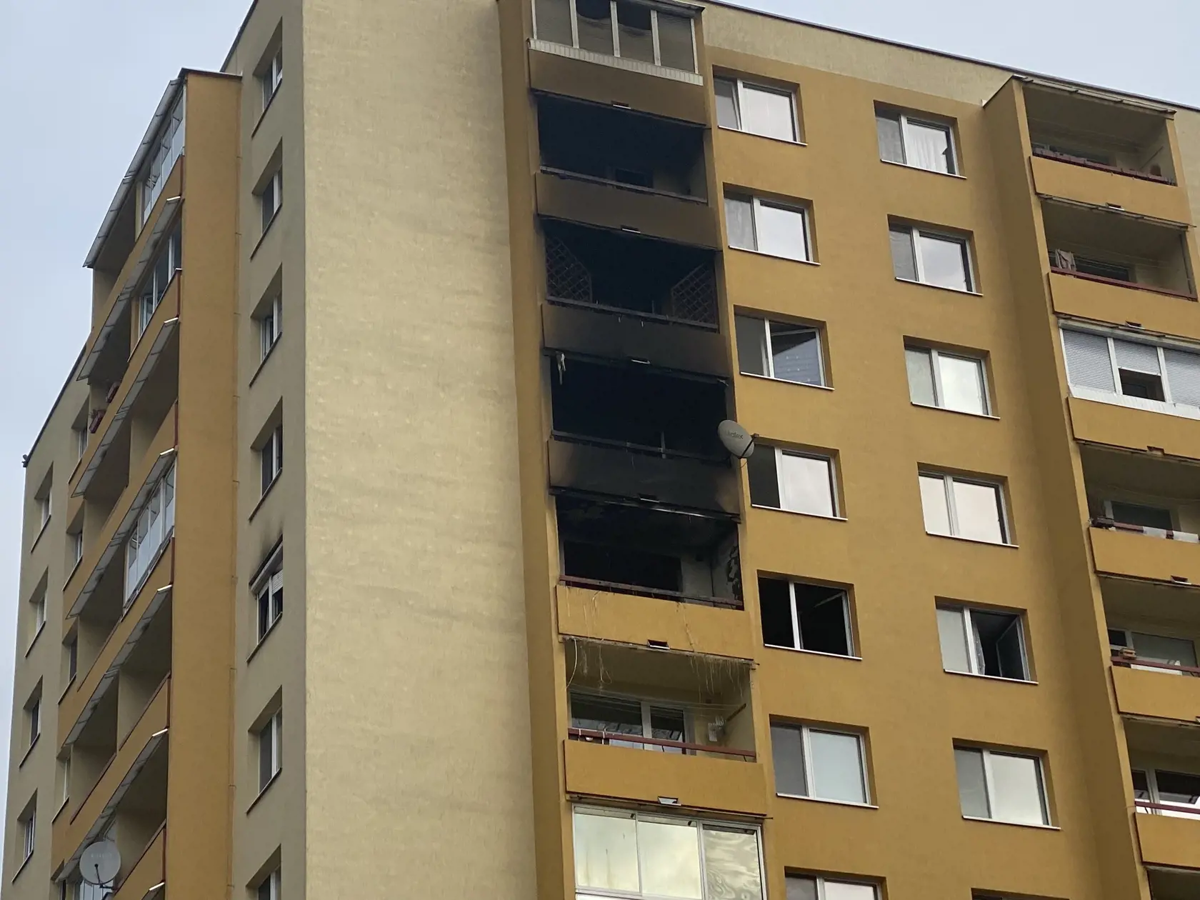 Či sa obyvatelia vrátia do svojich bytov, záleží od vyjadrenia statika.