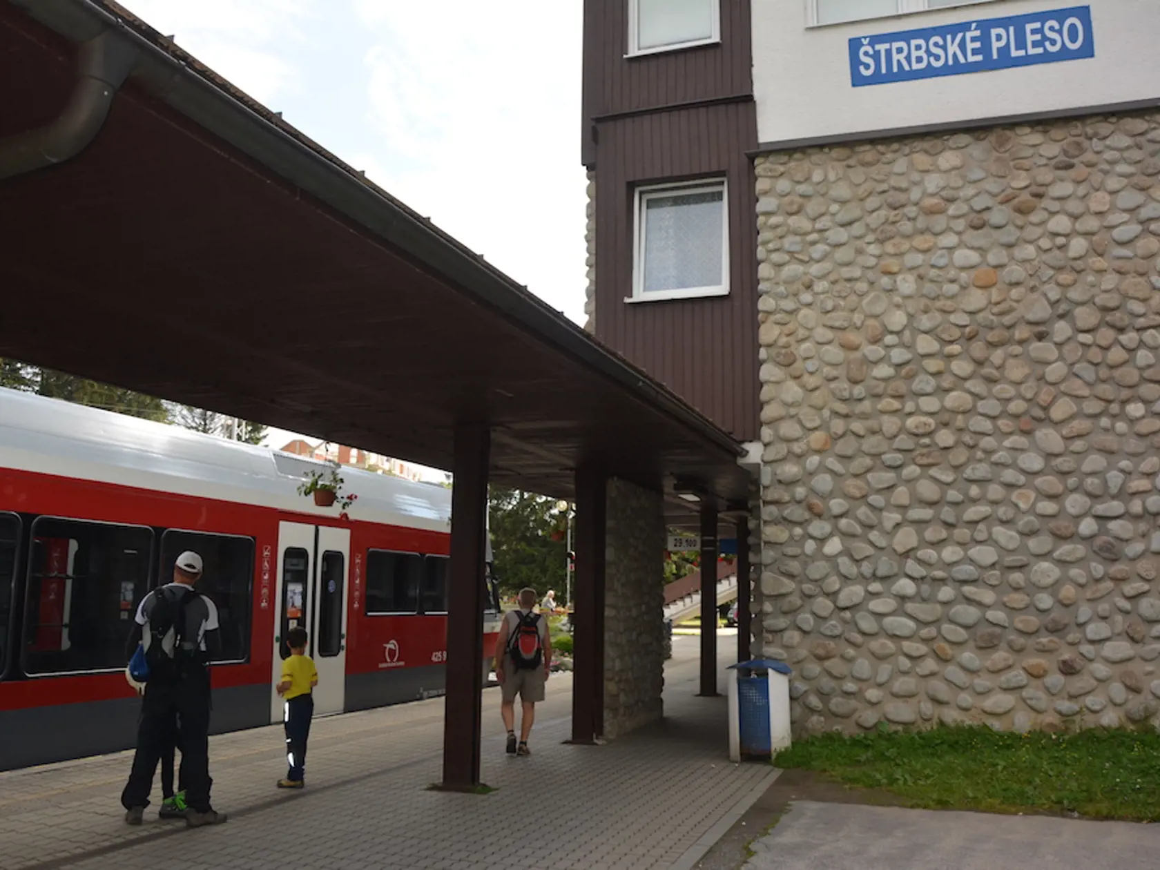 Železničná stanica Štrbské Pleso.