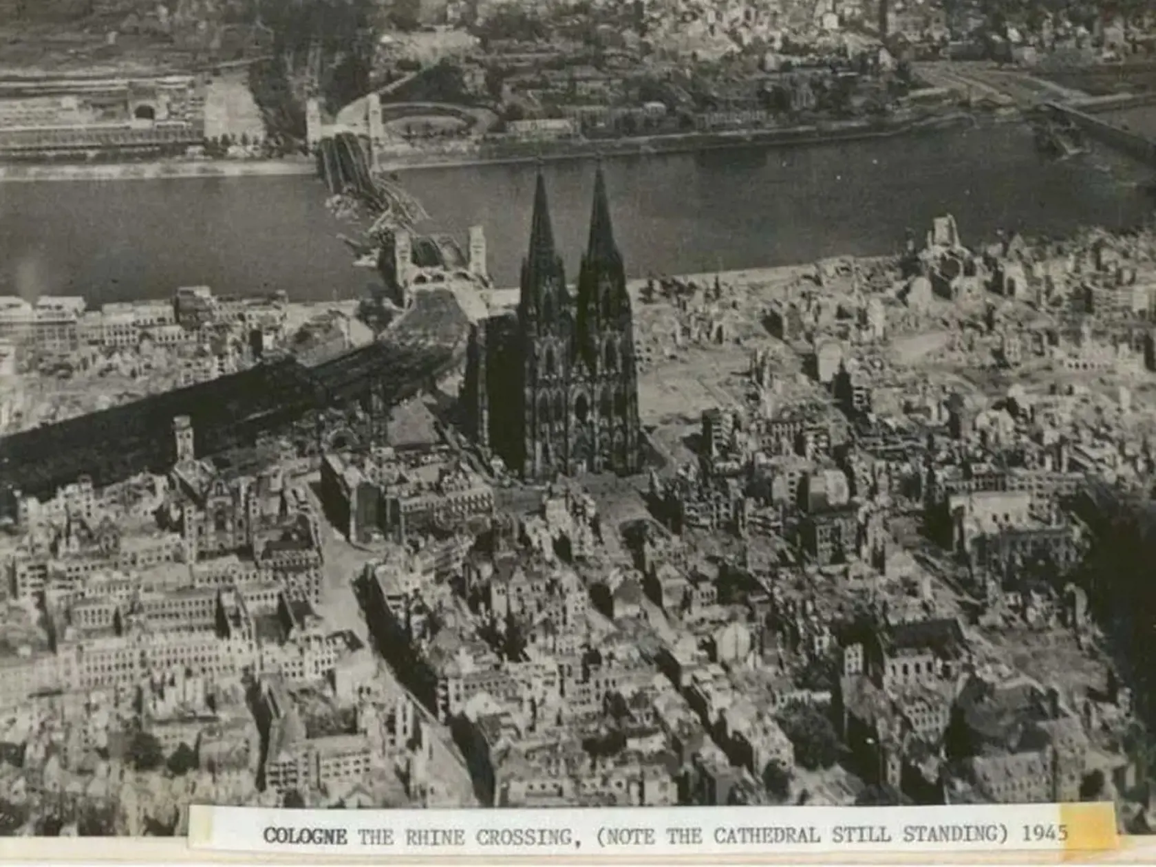 Kolínsky dóm prežil bombardovanie mesta.