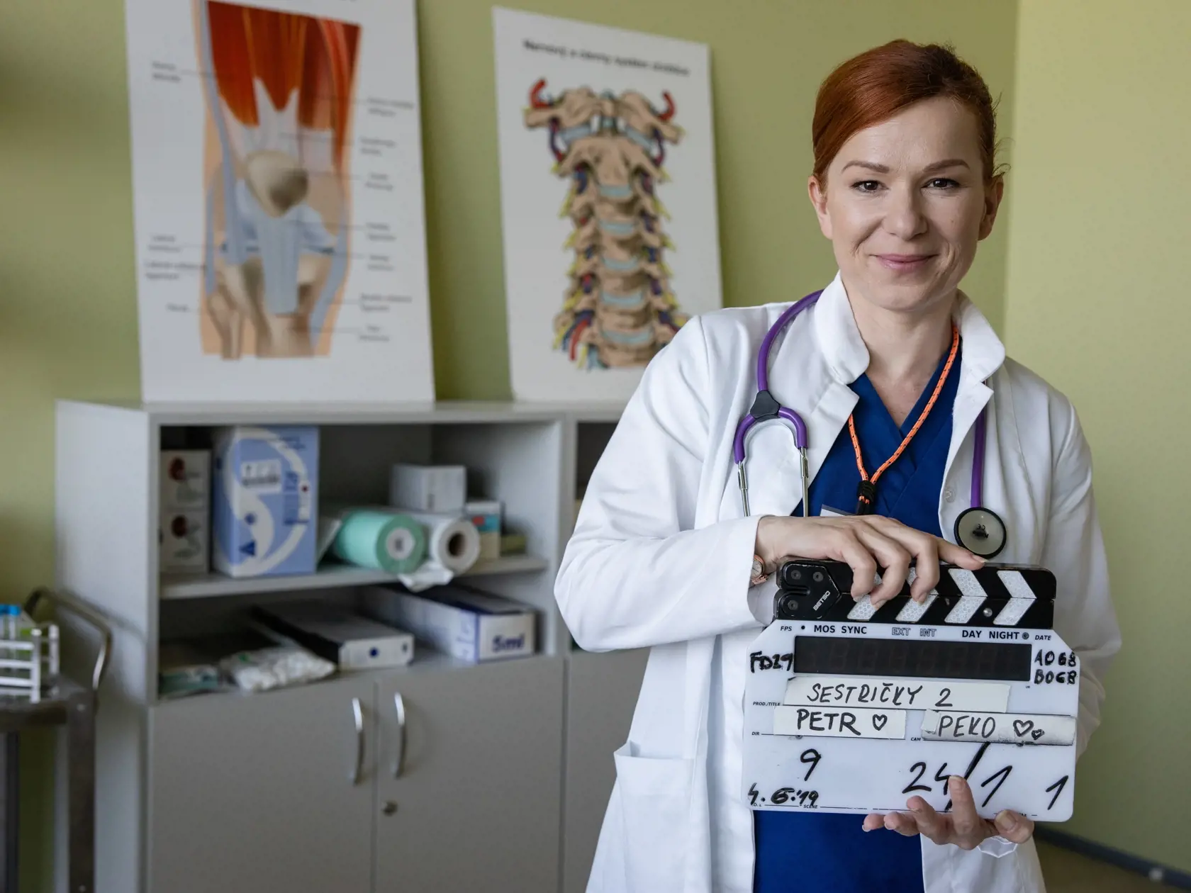 Helena Krajčiová si zahrala aj v seriáli Sestričky.