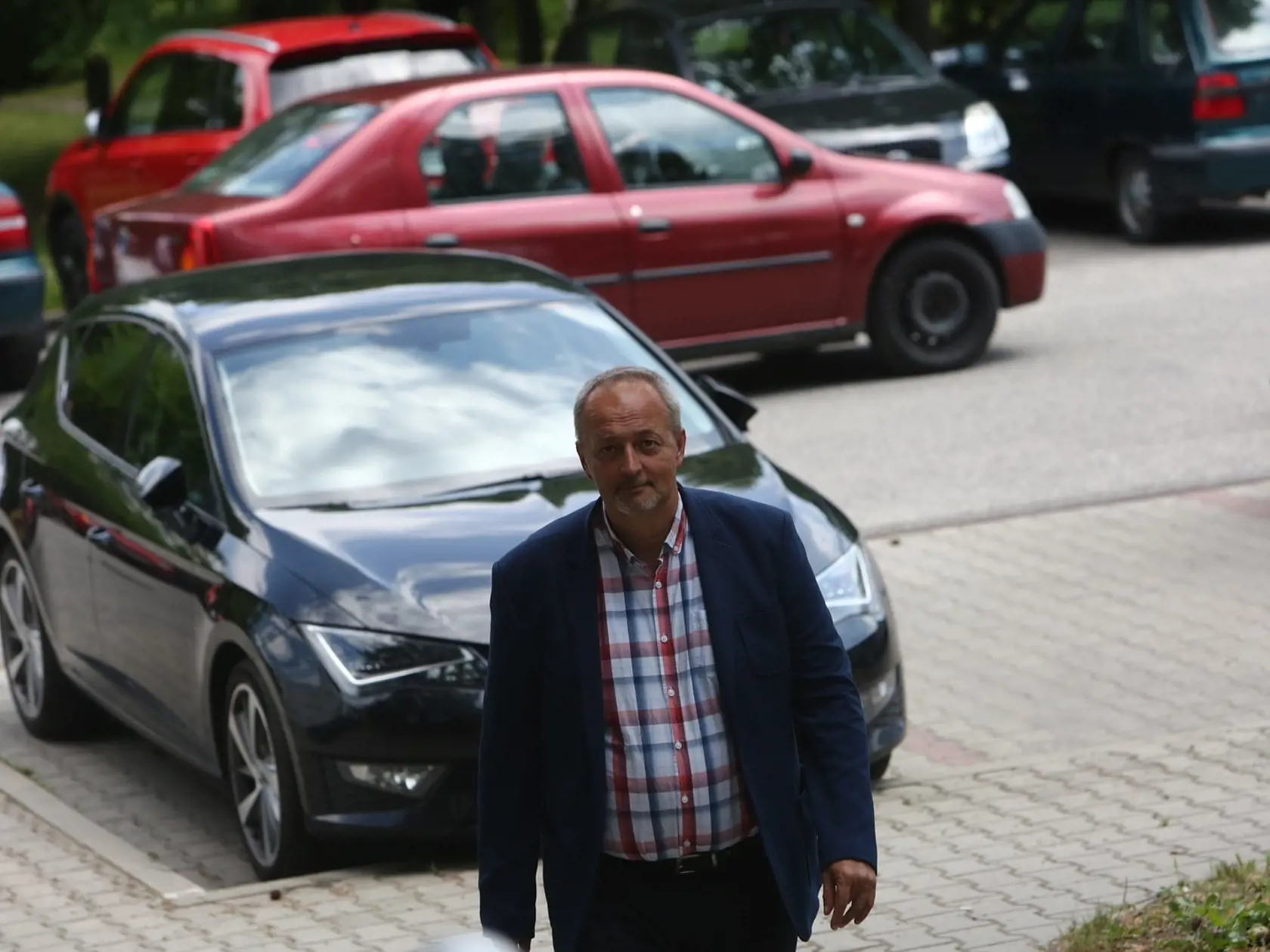 Ivan Lexa prišiel na Okresný súd Bratislava III. odovzdať cestovný pas.