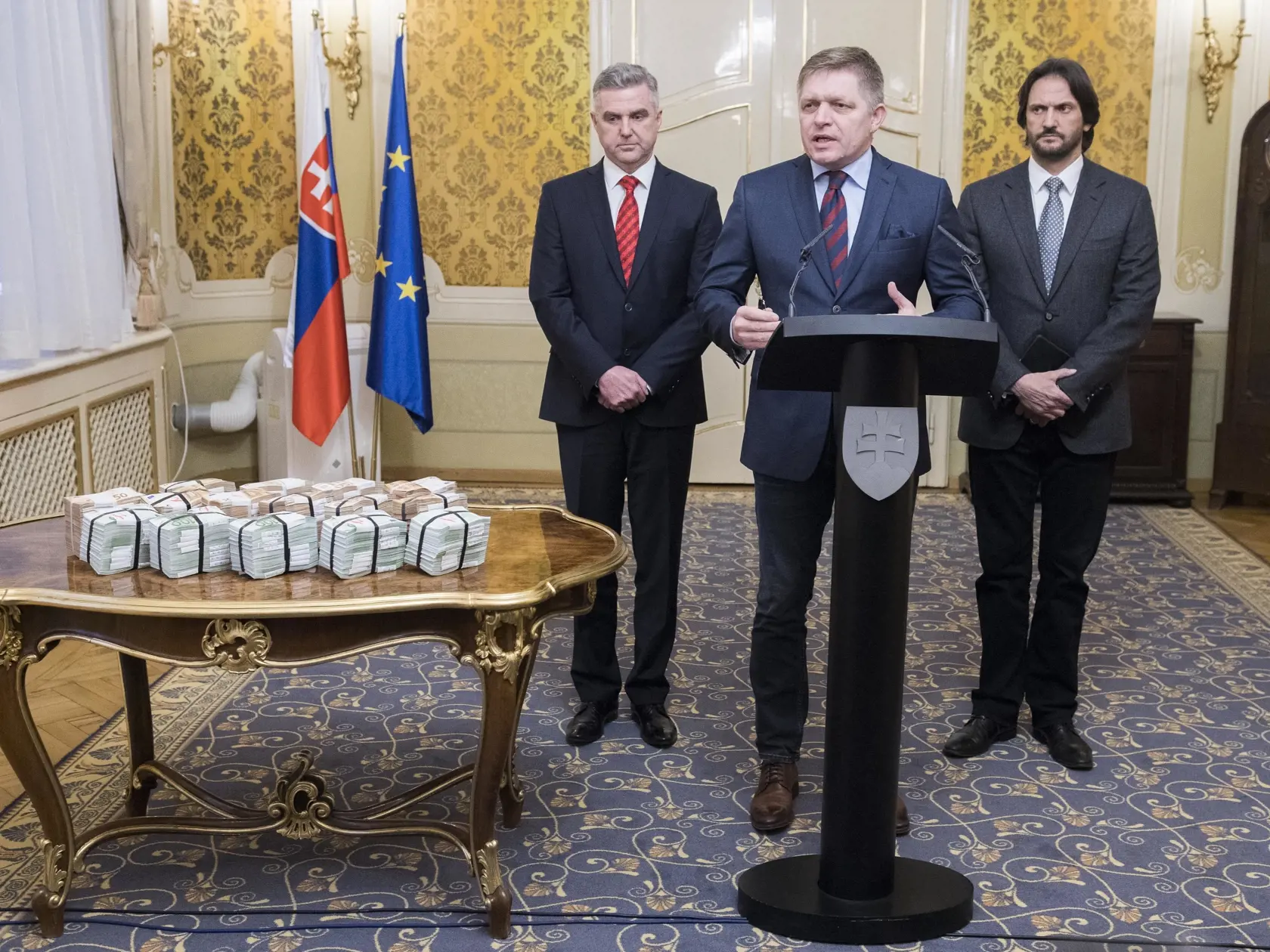 Bývalý prezident Policajného zboru Tibor Gašpar je obvinený v kauze Súmrak spolu s Robertom Ficom, Robertom Kaliňákom a Norbertom Bödörom.