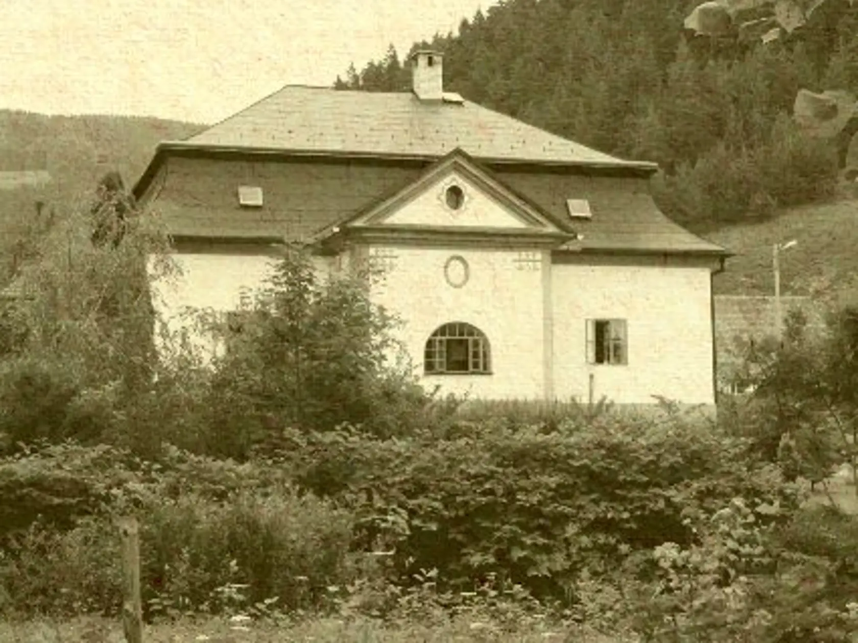 Archívne foto kaštieľa v obci Turík.