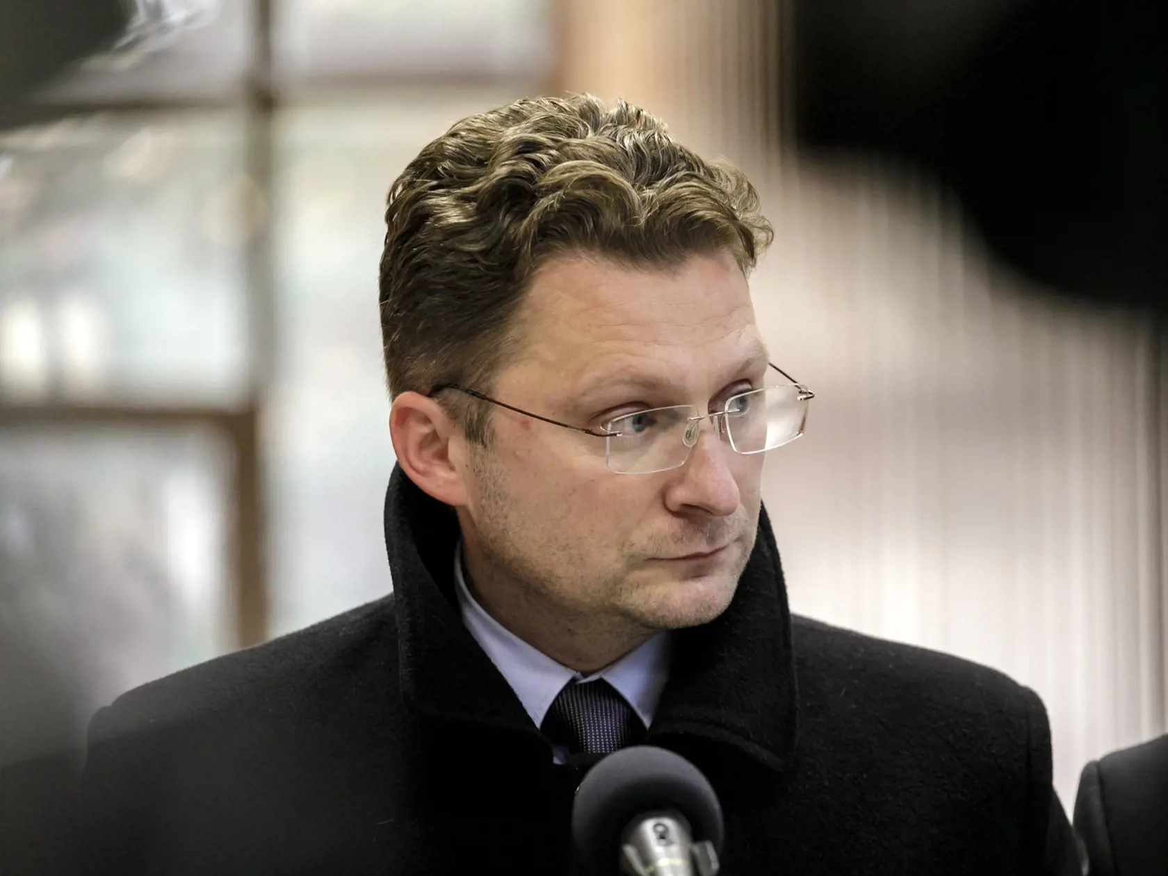 Na snímke predseda Lekárskeho odborového združenia (LOZ) Peter Visolajský