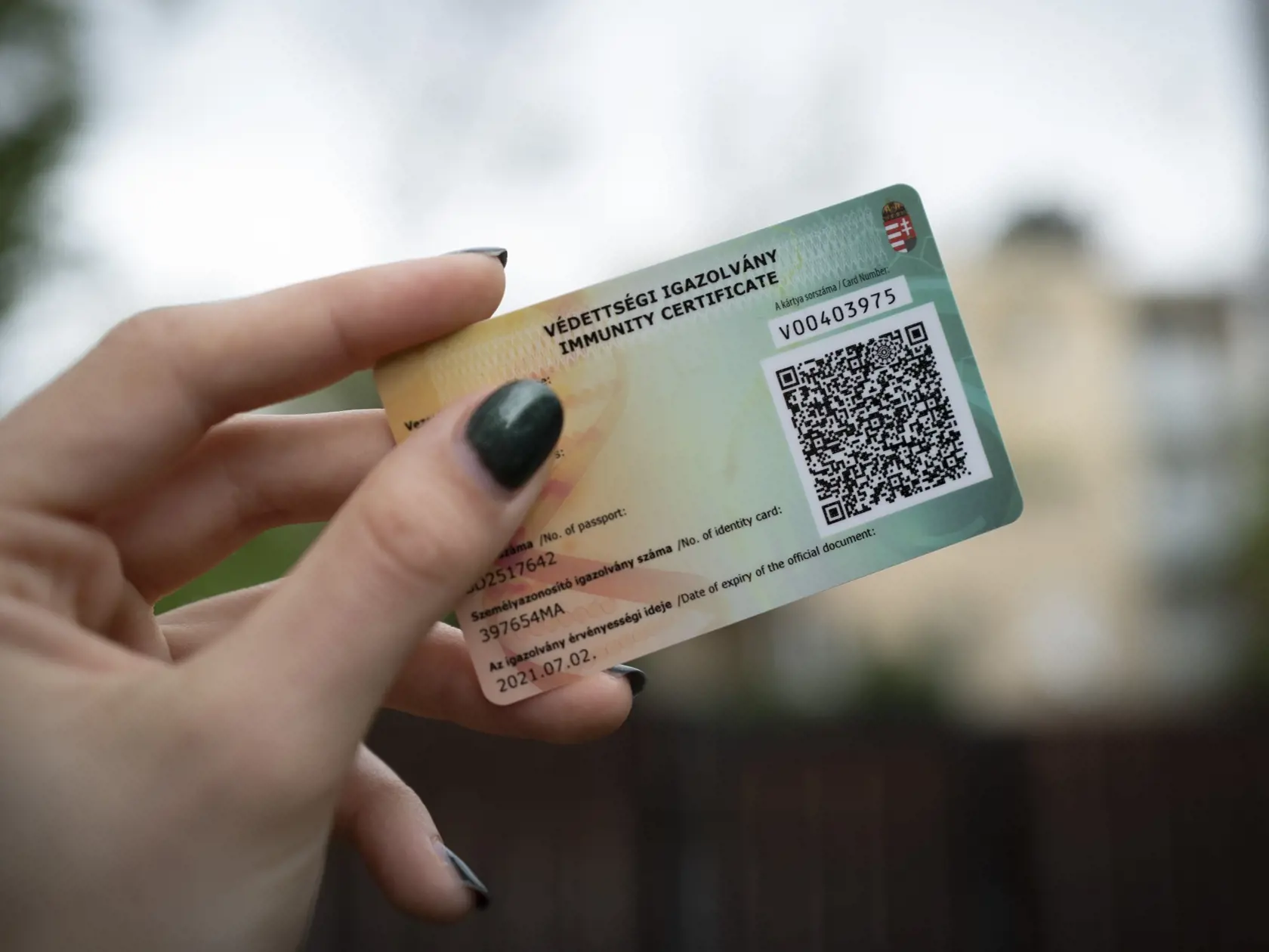 Maďarský očkovací preukaz slúži aj ako priepustka na rôzne kultúrne podujatia či do reštaurácií.