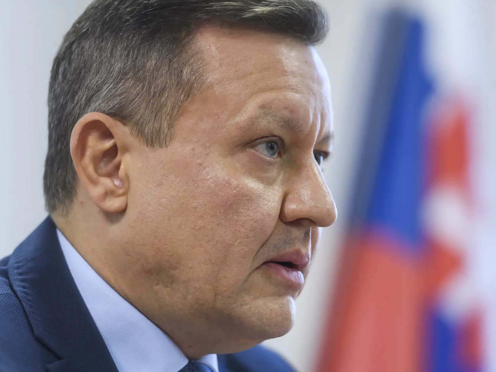 Na snímke špeciálny prokurátor Daniel Lipšic počas brífingu na tému Manipulácie nahrávok, týkajúcich sa prokurátorov Úradu špeciálnej prokuratúry (ÚŠP), v stredu 15. novembra 2023 v Pezinku.